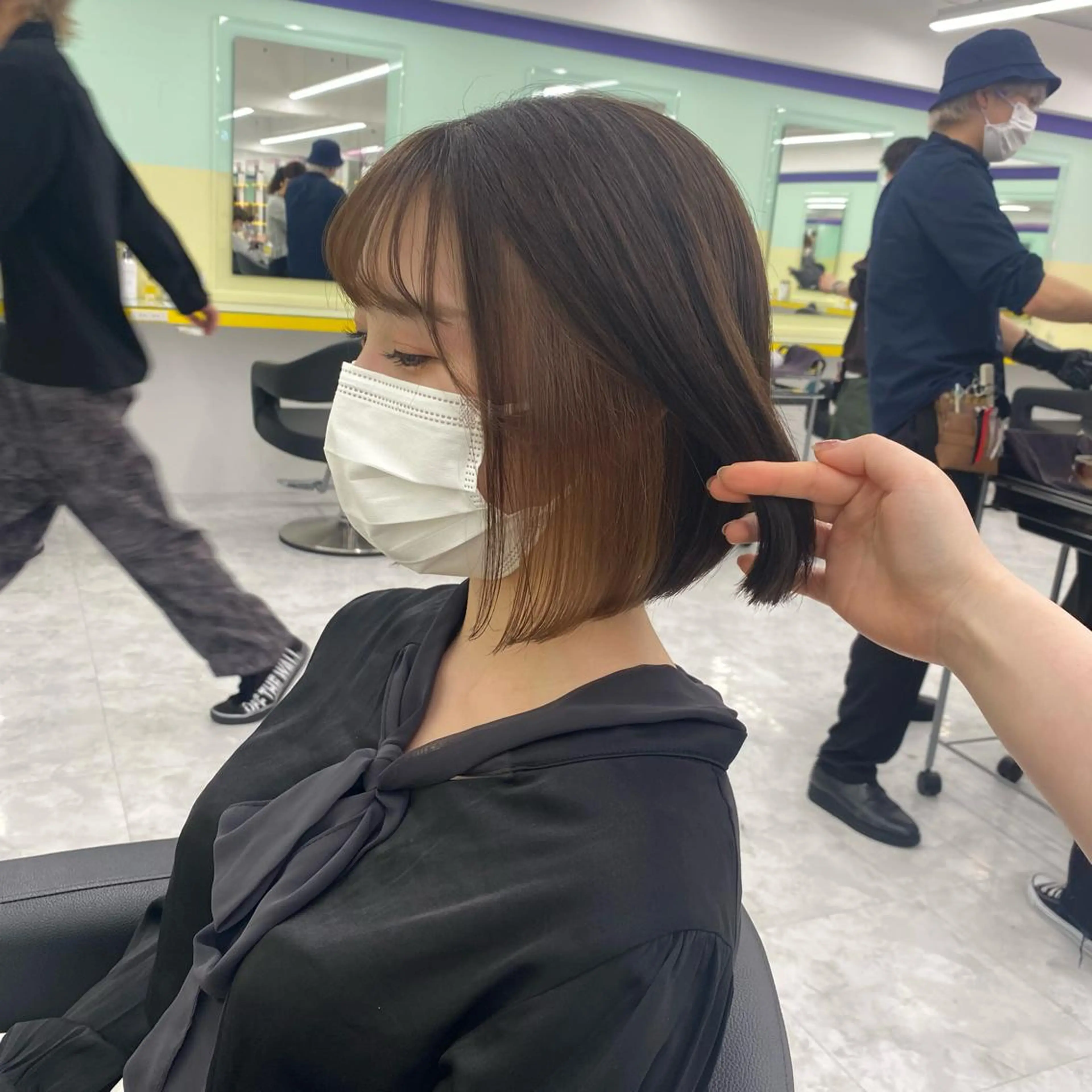 セミロング カラー パーマ ヘアアレンジ メンズ キッズ ネイル マツエク・マツパ アイブロウ イヤリングカラー 眉カラー Lumo所属・💖横浜ブリーチなし 💖MIHOのヘアスタイル