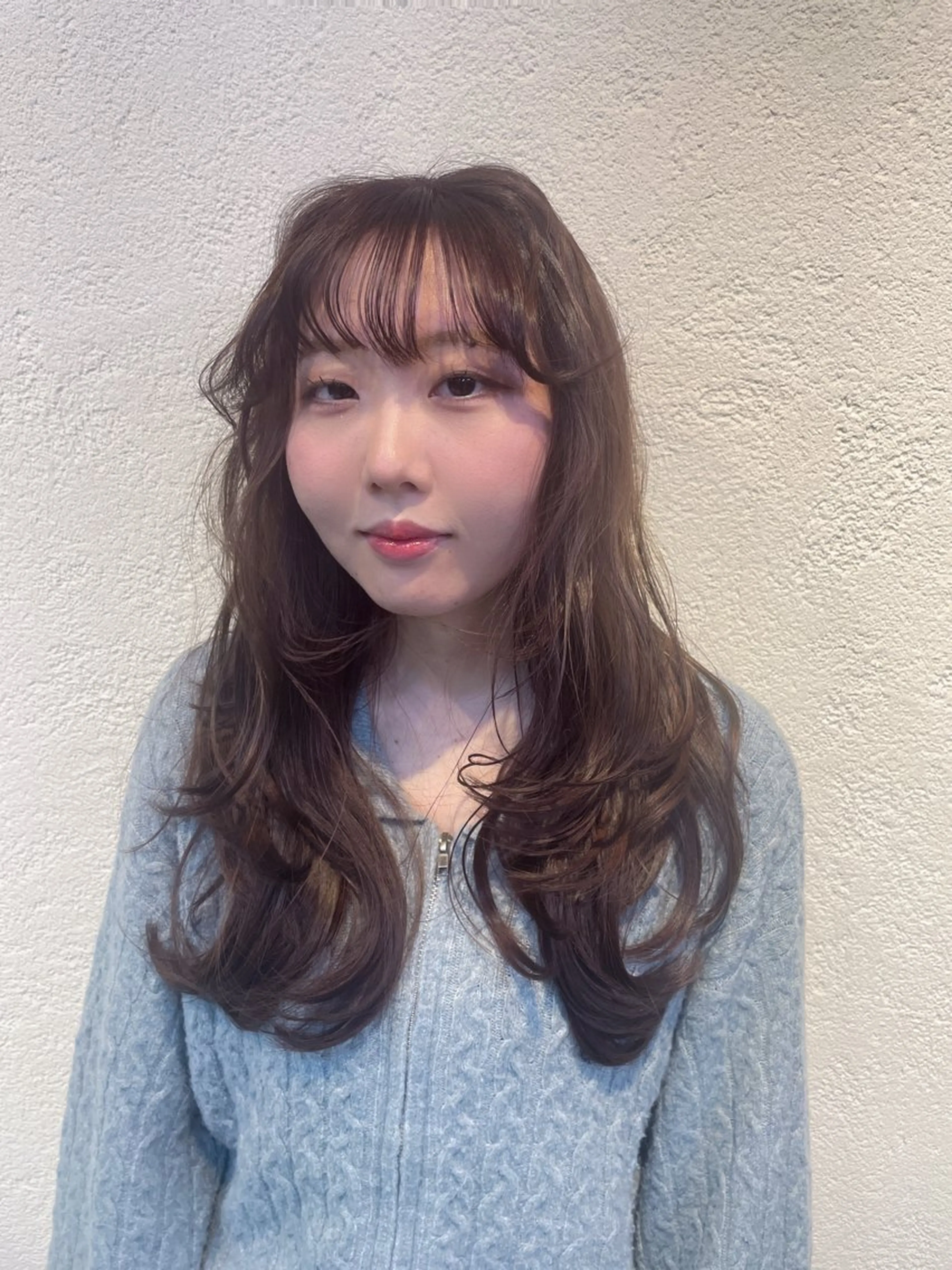 前髪カット＋透明感カラーの写真