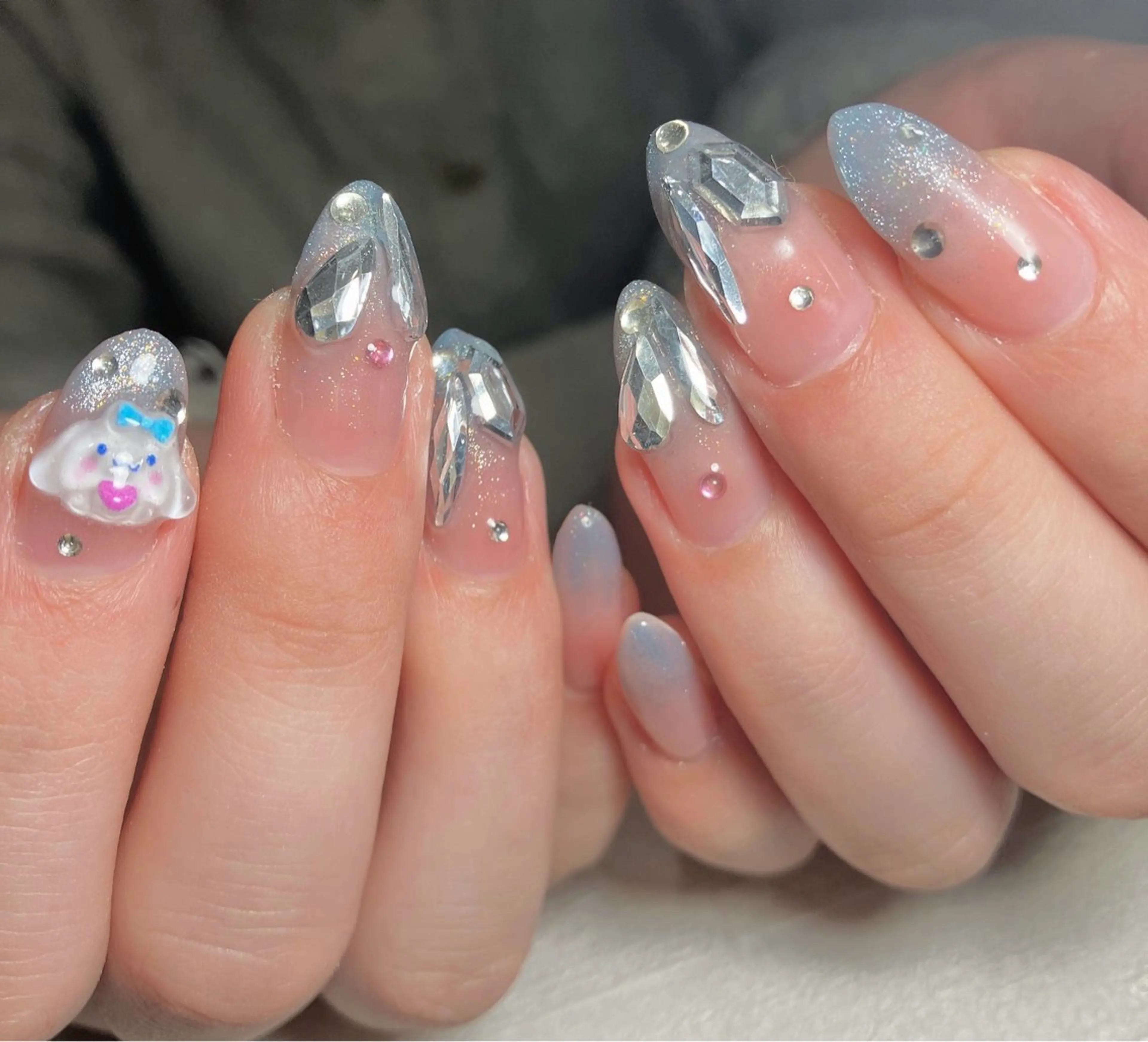 ネイル Liennail 持込デザインやり放題のネイルデザイン