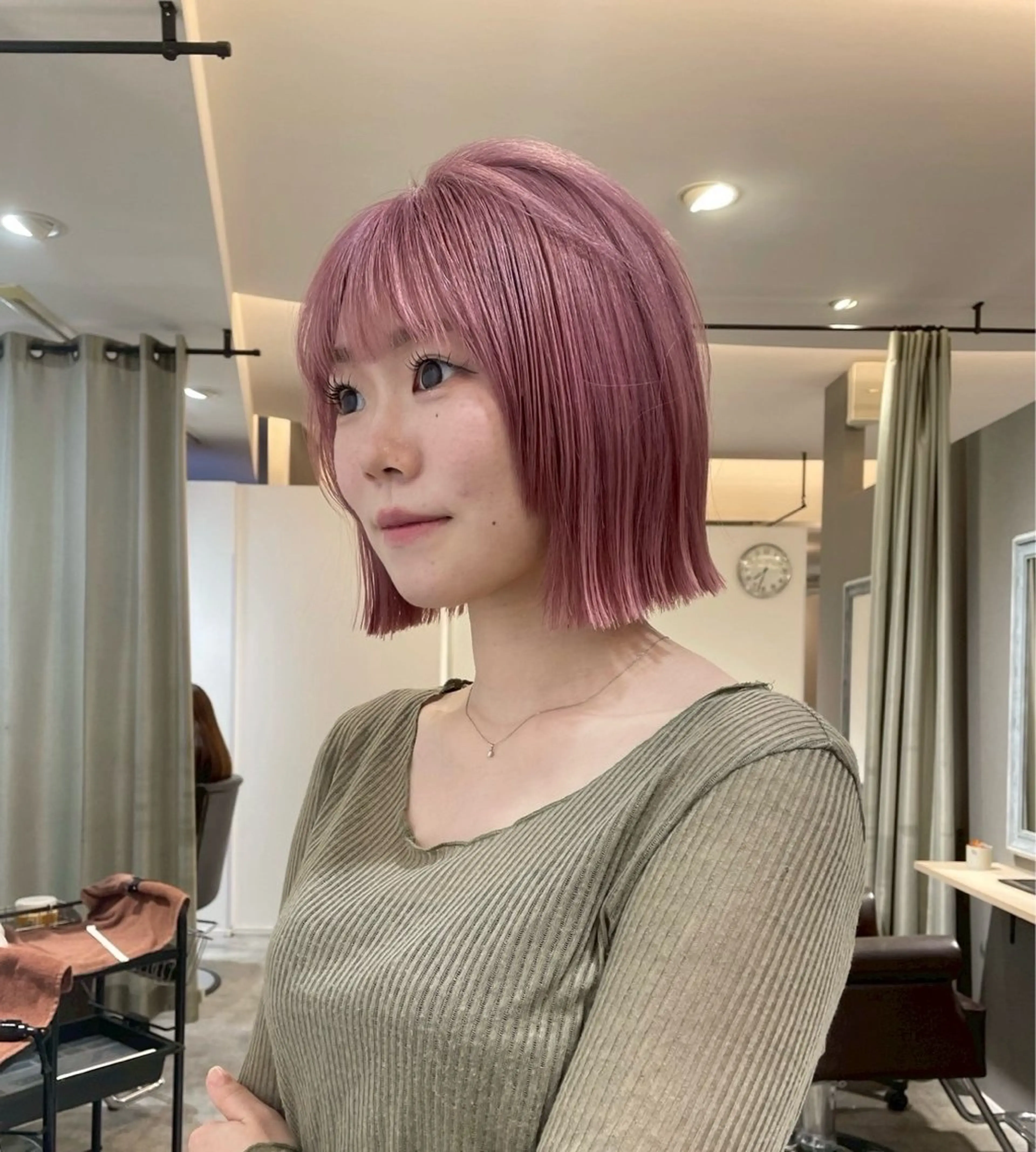 🌷ブリーチ（リタッチ）+カラー+treatmentの写真