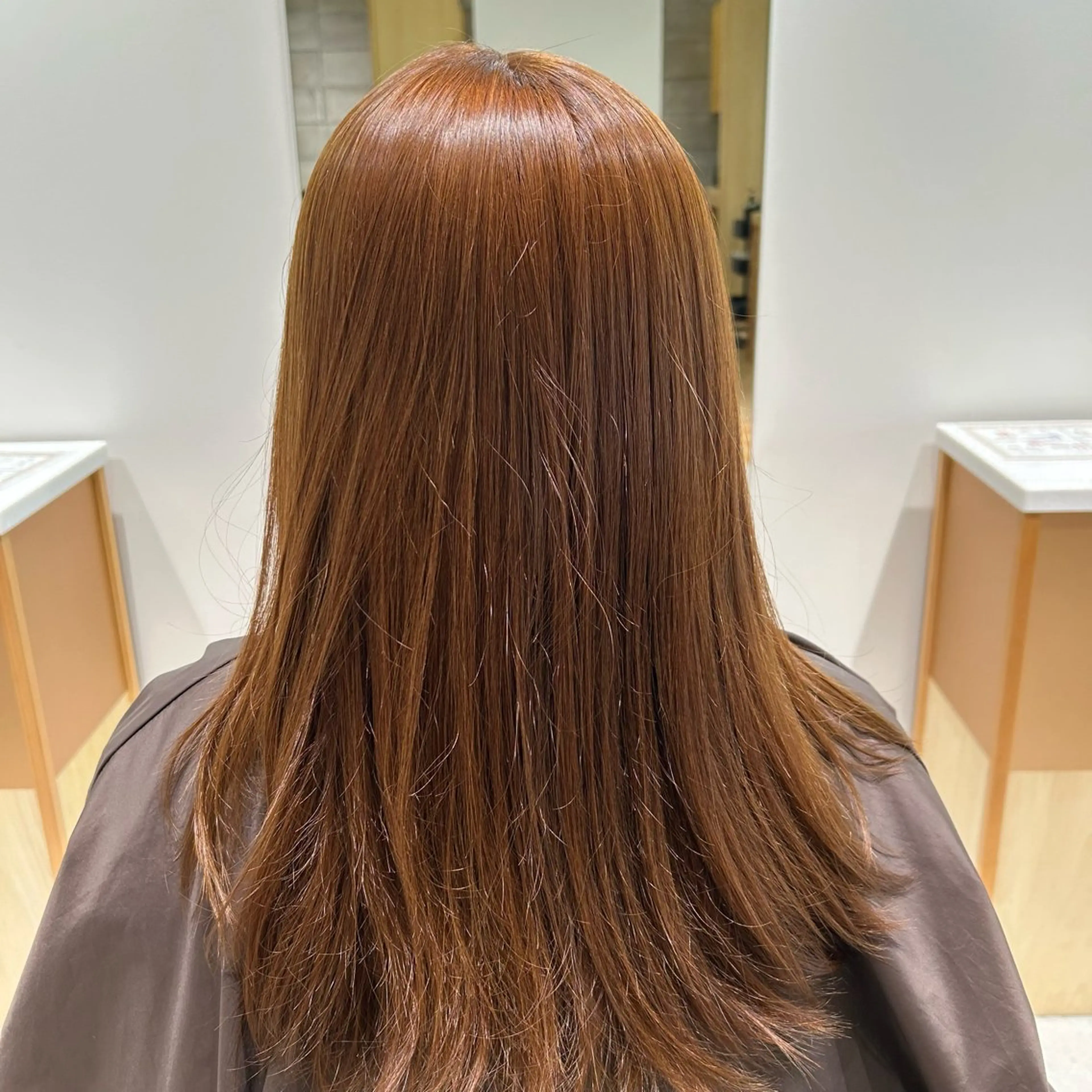 カラー 髙橋 舞衣のヘアスタイル
