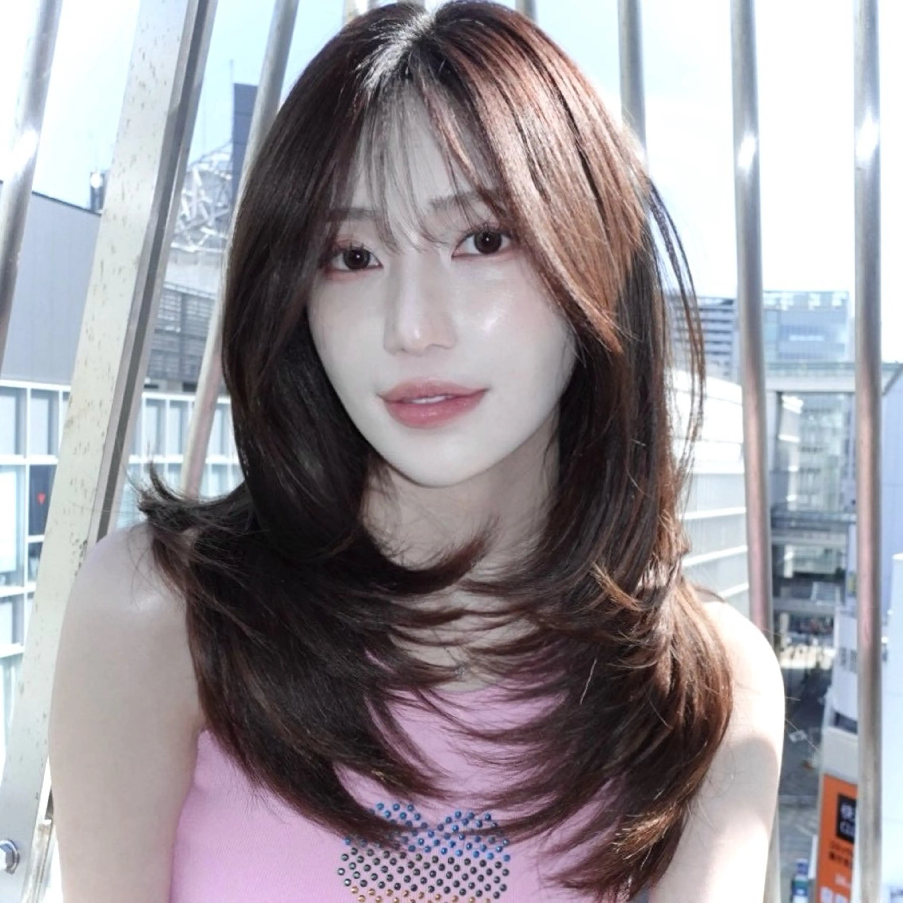 セミロング カラー ブリーチ ケアカラー 透明感カラー ダブルカラー ブリーチなしカラー カット ヘアカラー トリートメント レイヤーカット ボブ　渋谷のヘアスタイル