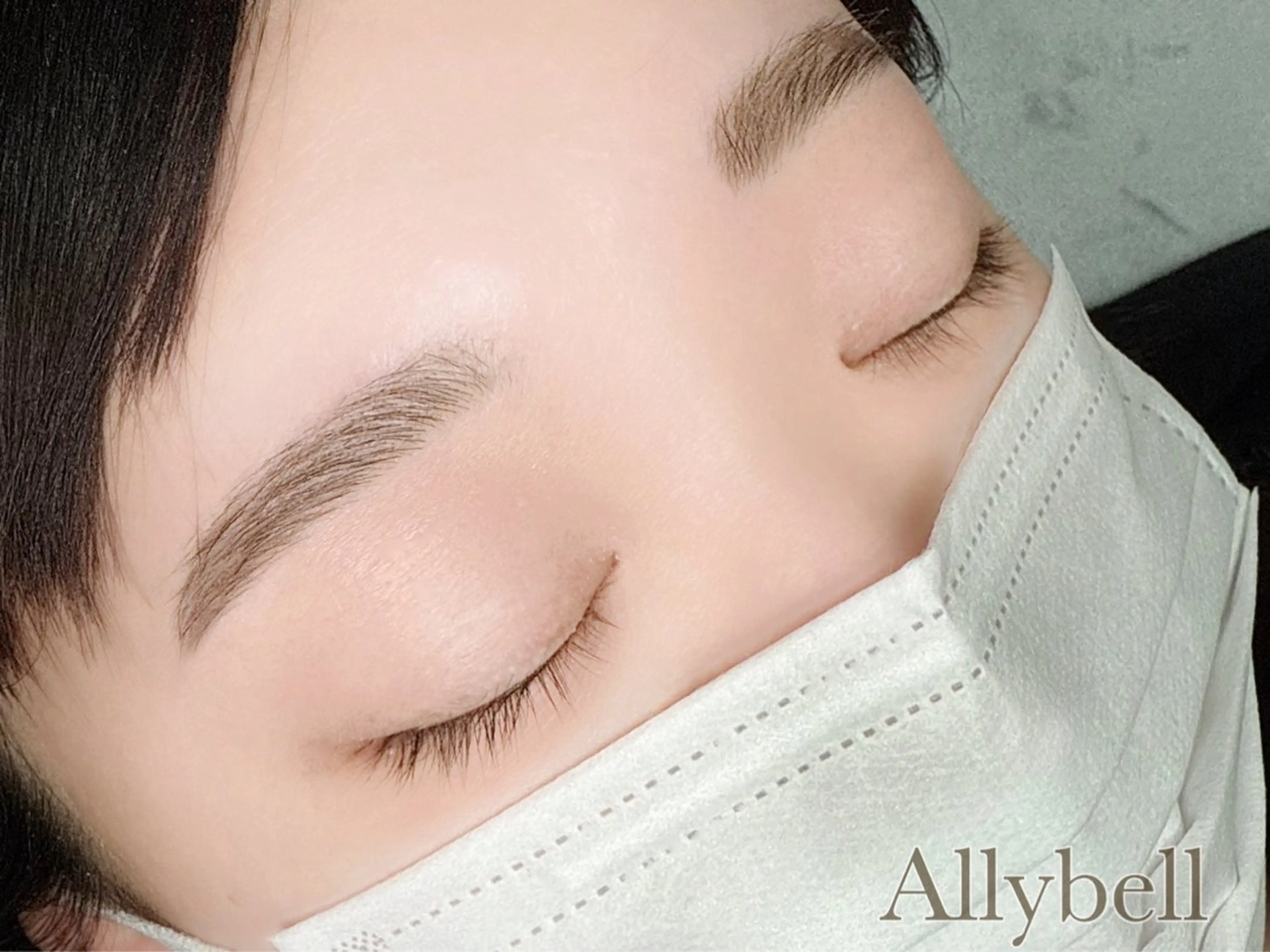 アイブロウ Allybell🫧 Annaのマツエク・マツパデザイン