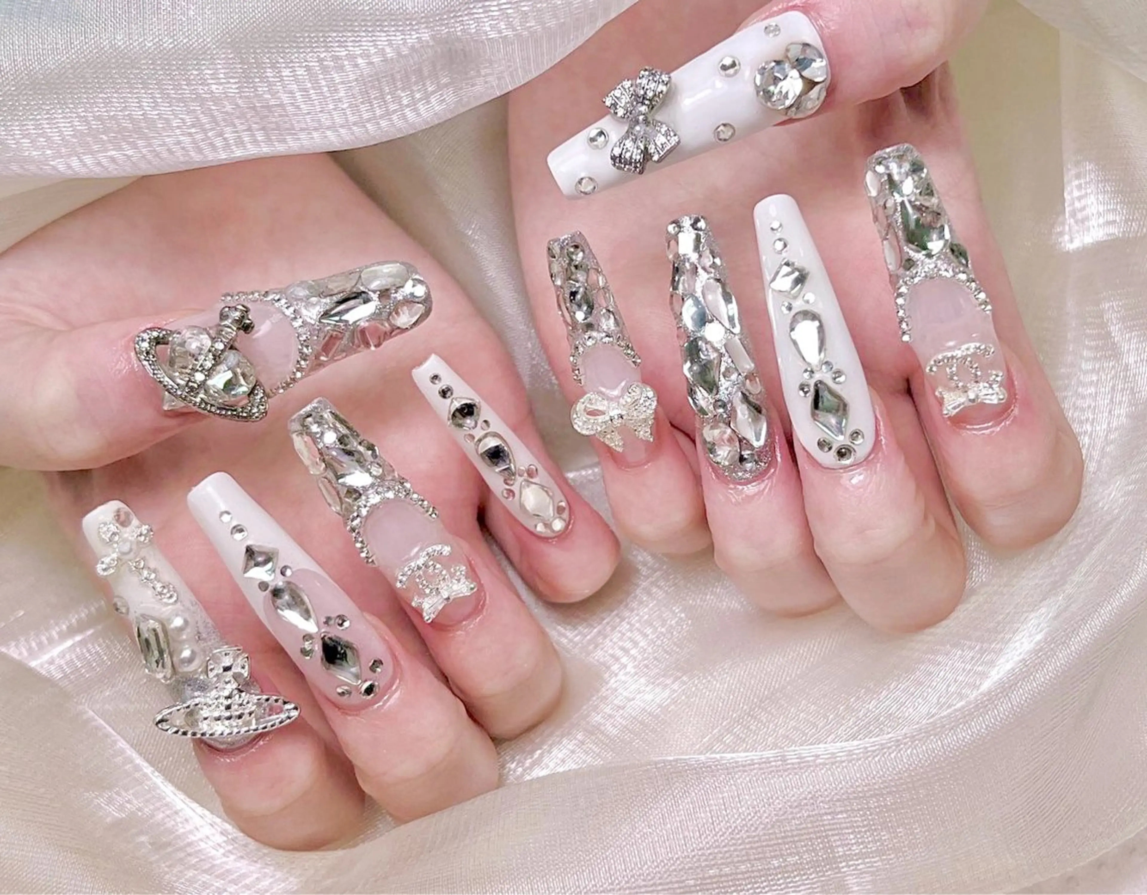 ネイル スカルプネイル lucky nail 歌舞伎町のネイルデザイン