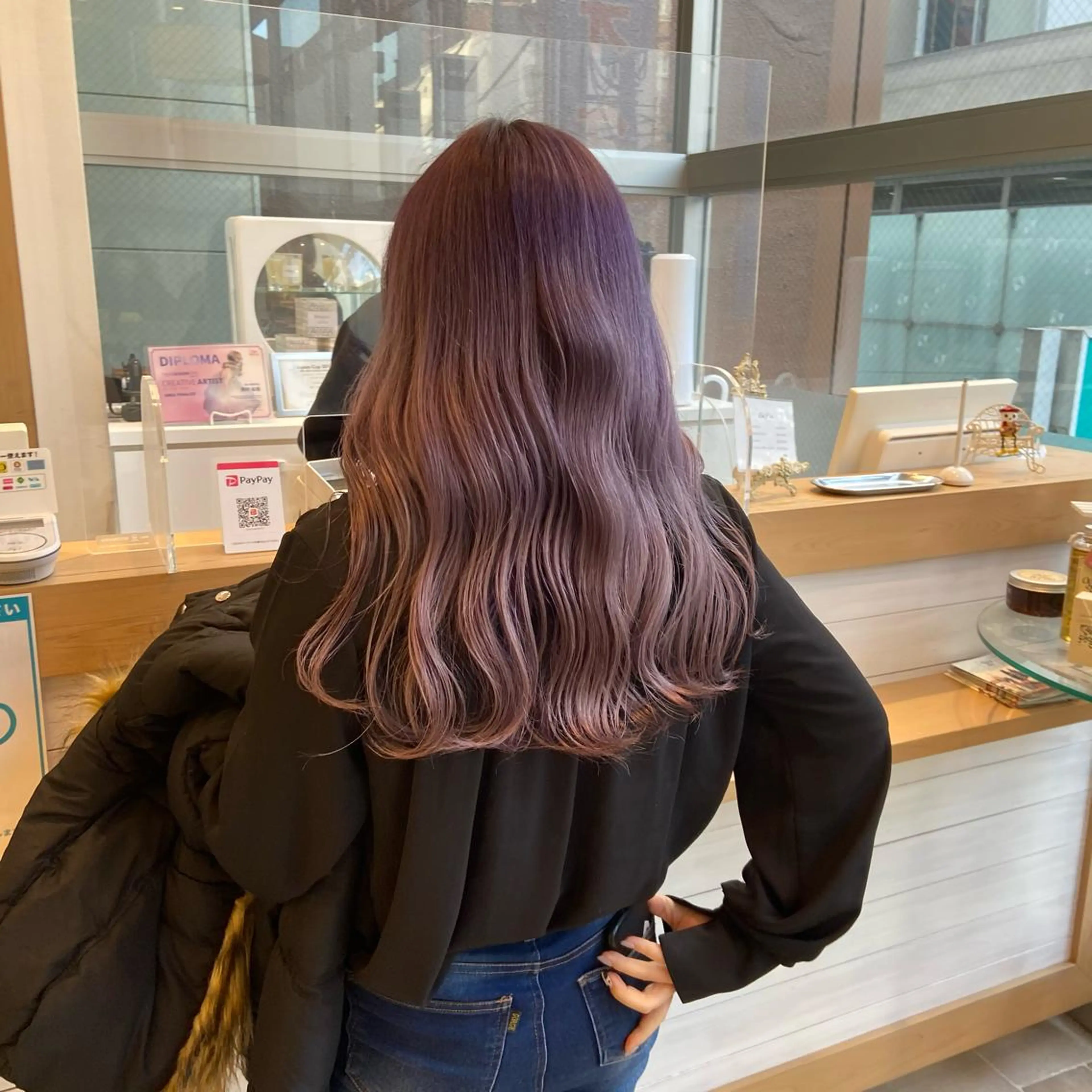 ロング カラー ヘアアレンジ Mirai 🧸のヘアスタイル