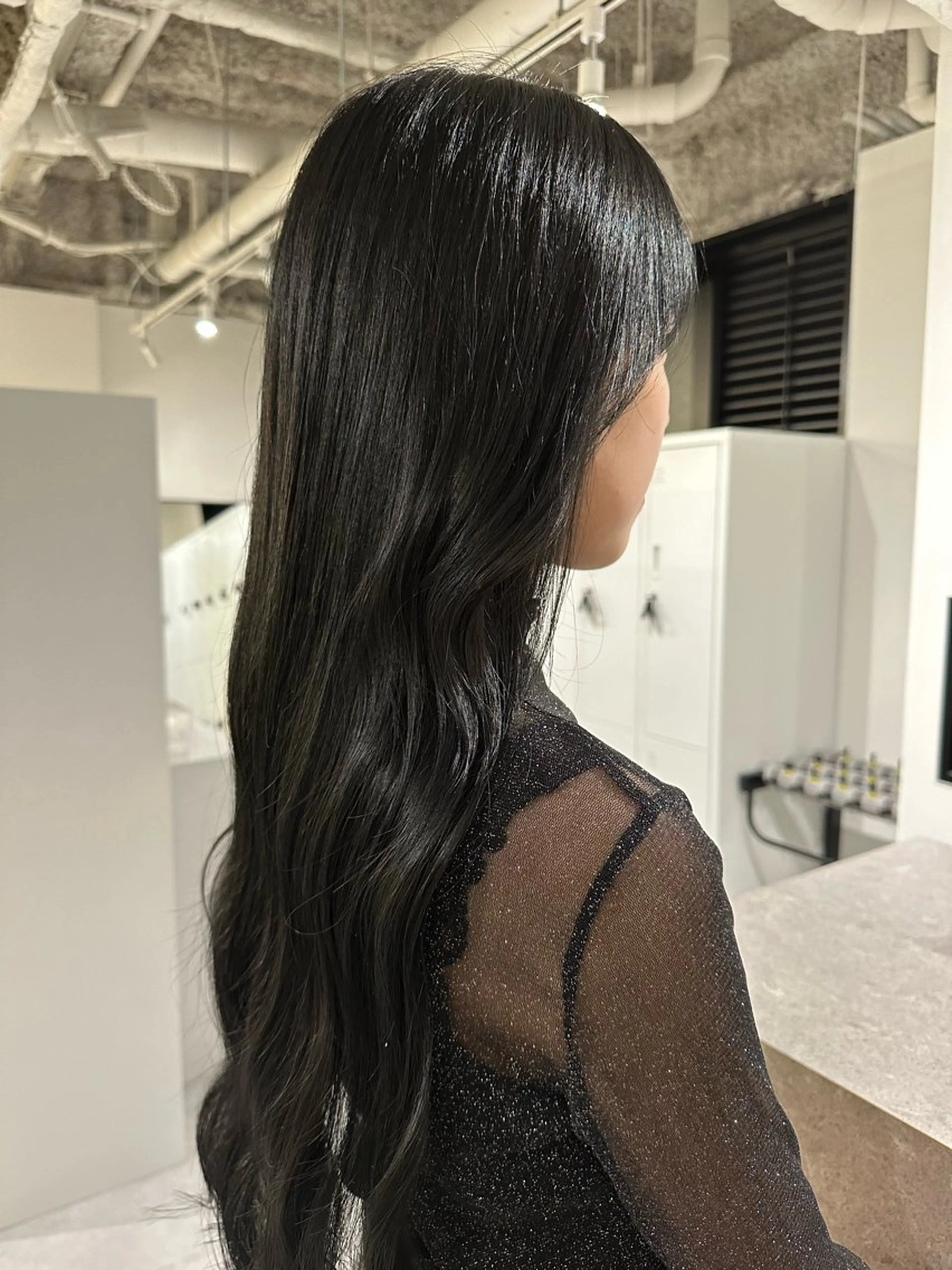 ロング アッシュ 顔周りカット アンニュイヘア/ 顔周りカット/眞弓萌のヘアスタイル