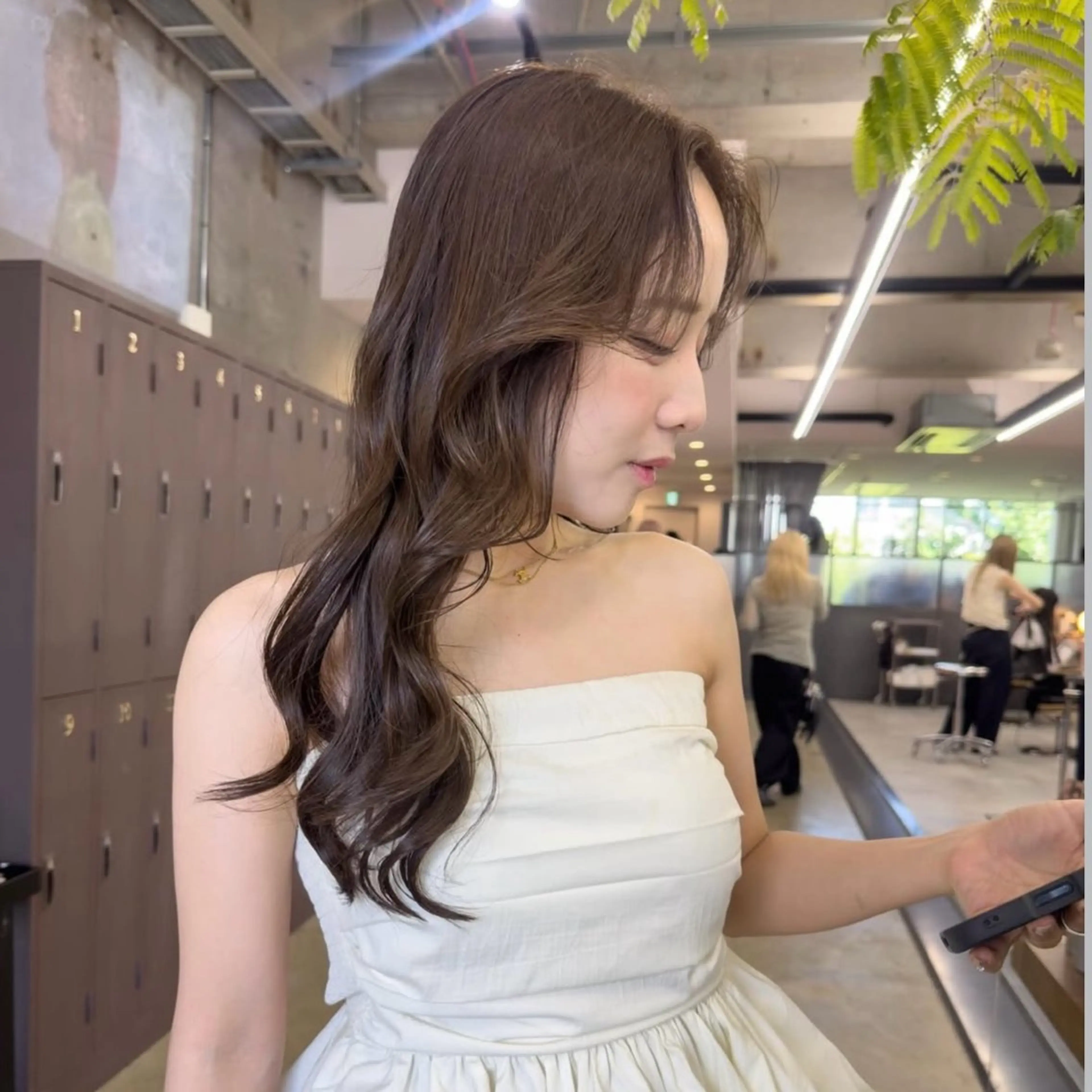 ロング カラー 似合わせカット カット ヘアカラー トリートメント 岡本康平/ボブ /ブリーチ/レイヤーのヘアスタイル