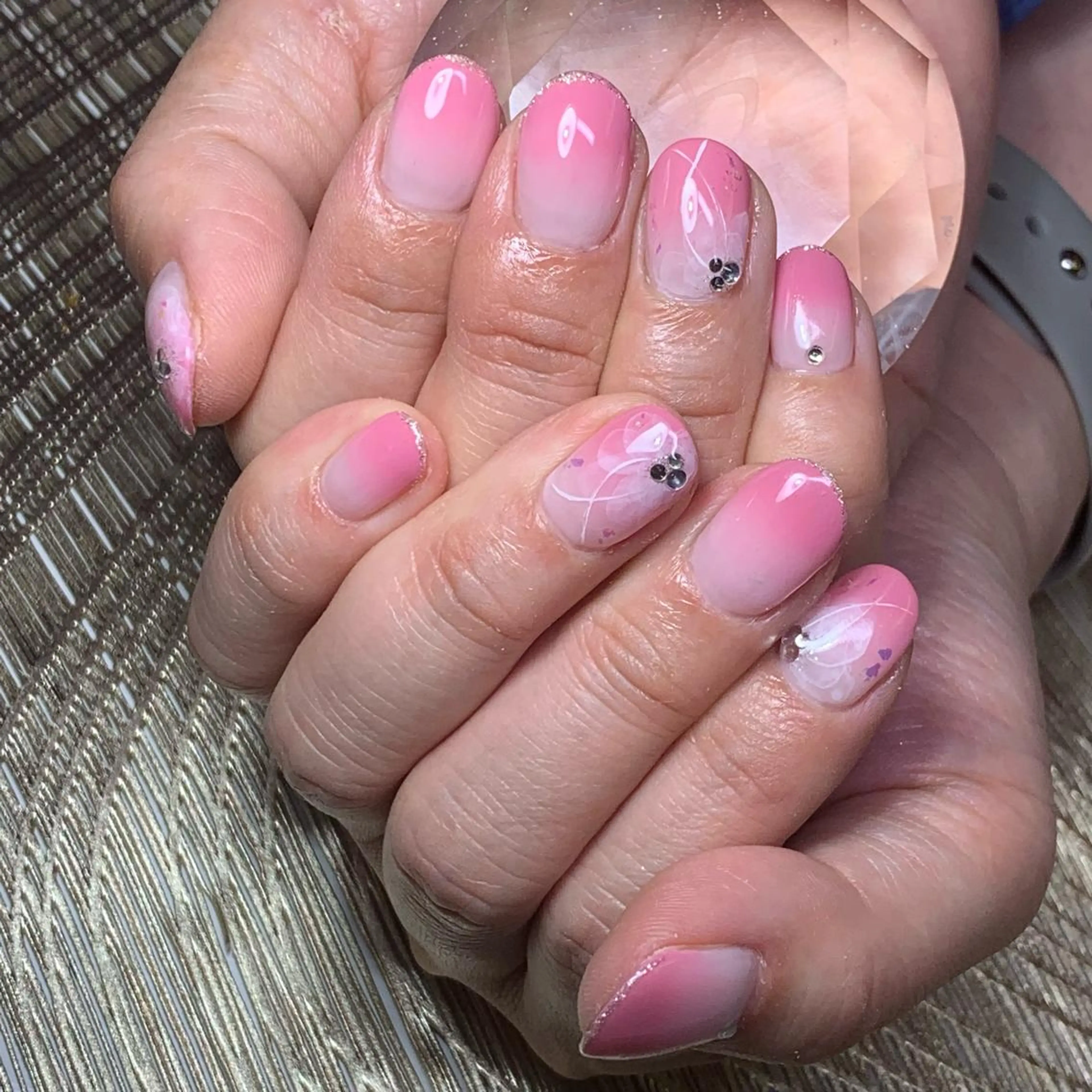 ネイル ハンドネイル καρδιά -ｶﾙﾃﾞｨｱ-のネイルデザイン