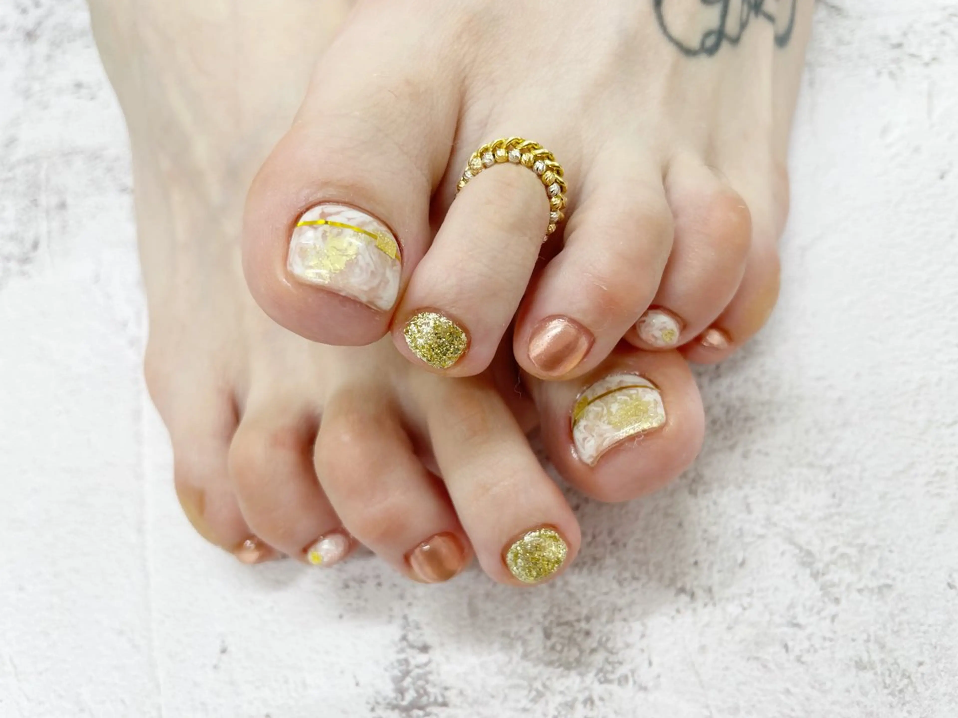 ネイル アートネイル フラッシュネイル フットネイル ジェルネイル グラデーション フットネイル エルモサ YURIKAのネイルデザイン