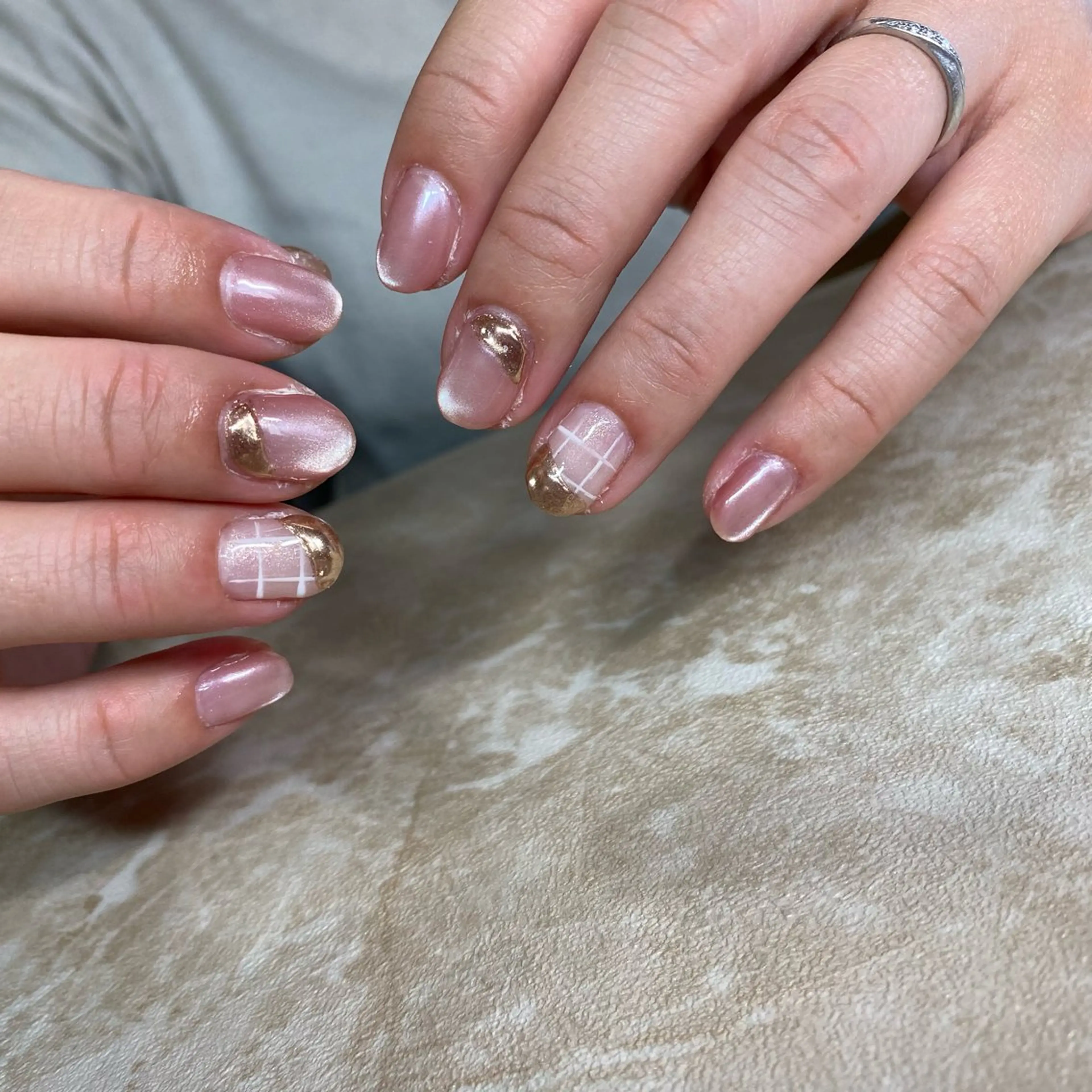 ネイル ハンドネイル デコパーツが得意♪ ネイル/眉毛/エステの眉毛・アイブロウイメージ