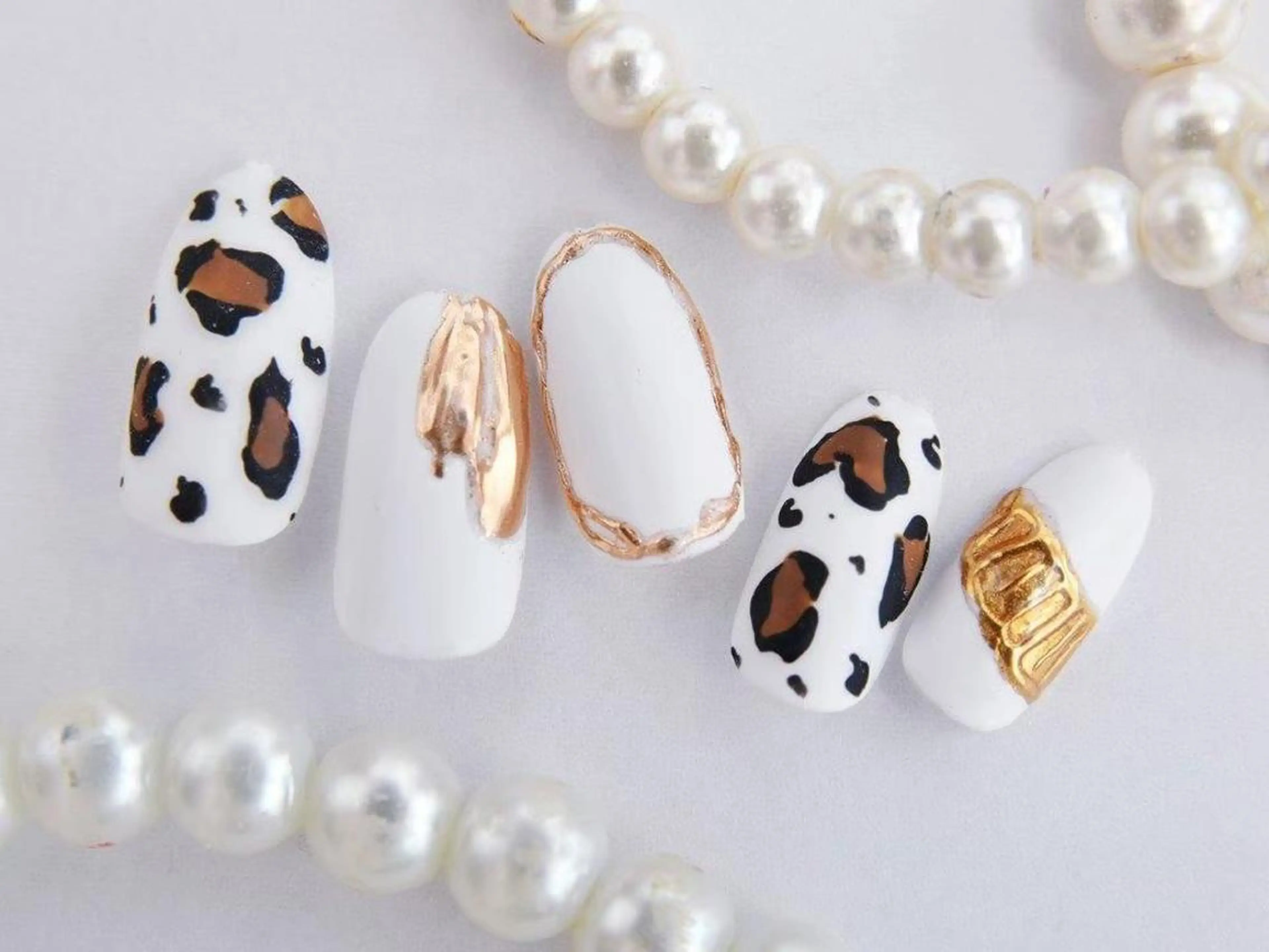 ネイル Tiary Nail Fのネイルデザイン