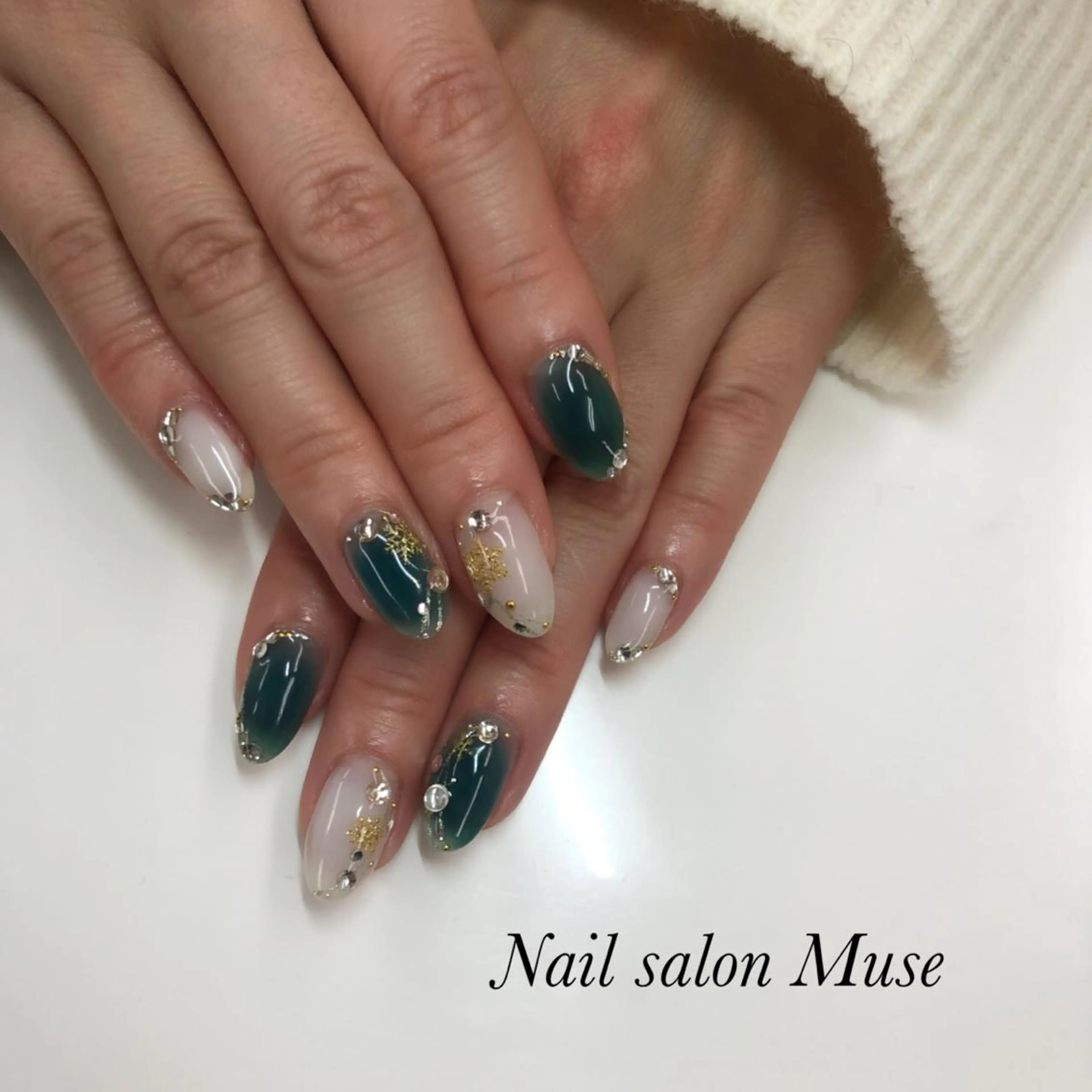 ネイル チークネイル ハンドネイル Nail salon Museのネイルデザイン