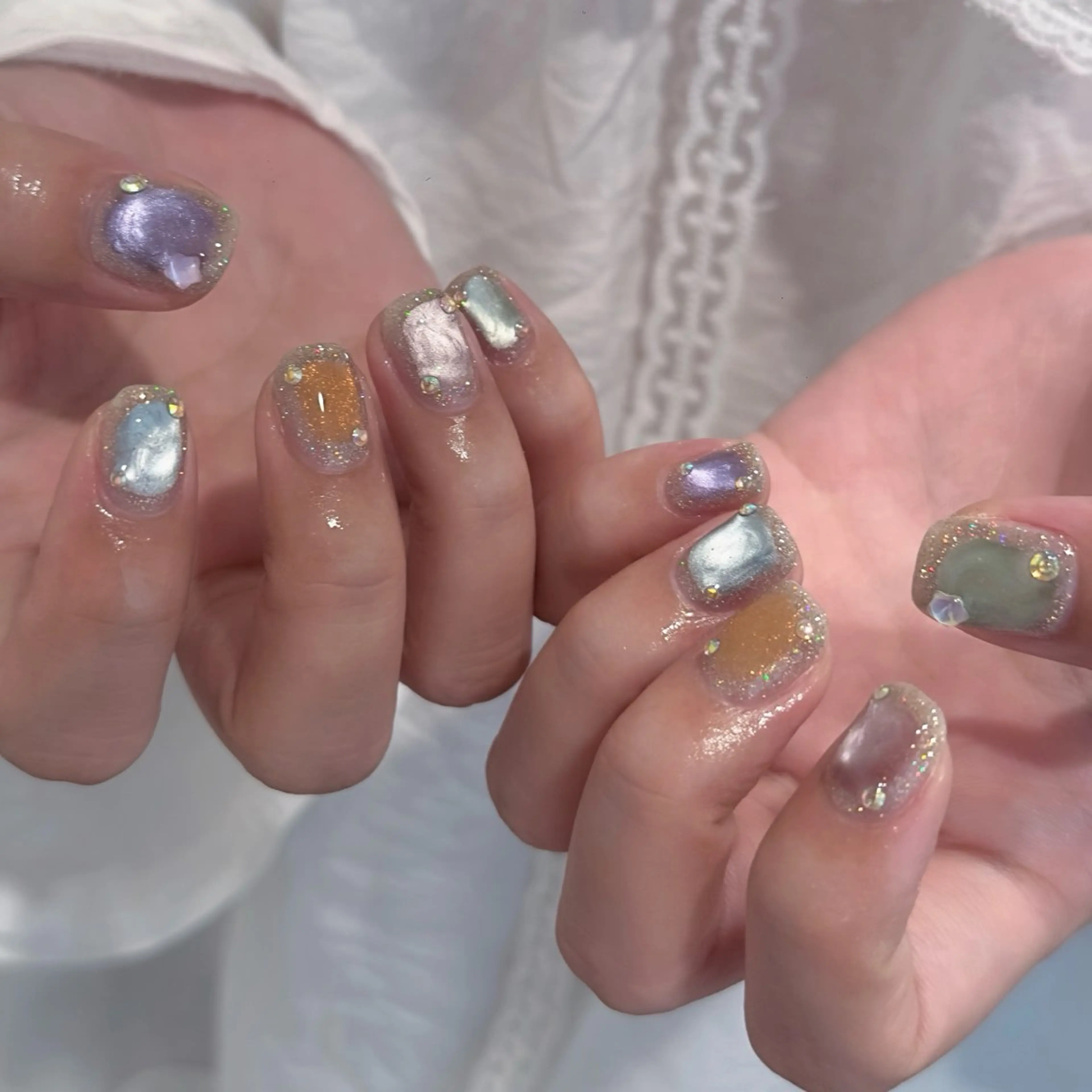 ネイル ハンドネイル 🎀 Hiyubi._.nail 🫧所属・🎀フェイ フェイ🫧💗のネイルデザイン