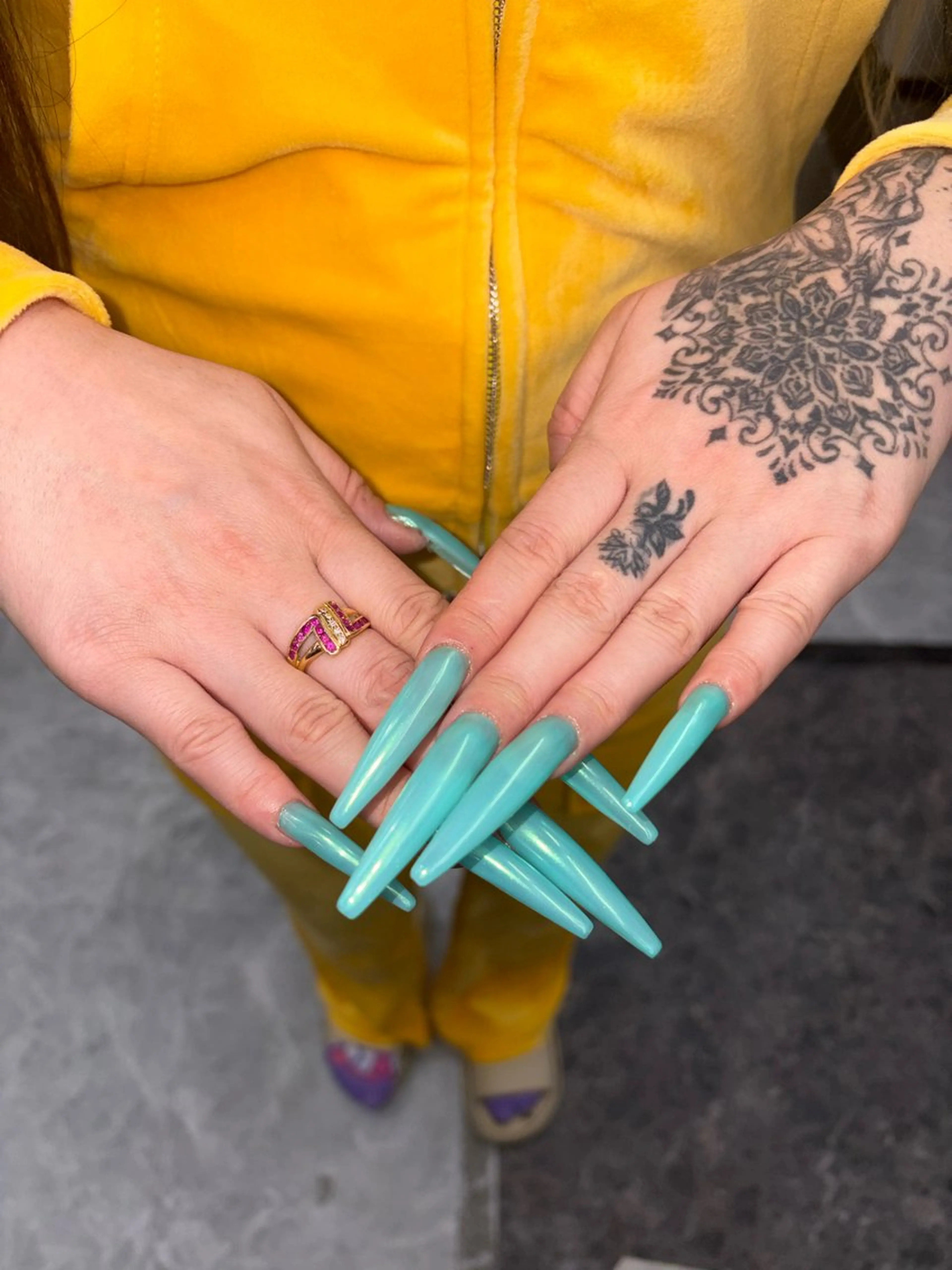 ネイル ハンドネイル フットネイル limo/ kotomiのネイルデザイン