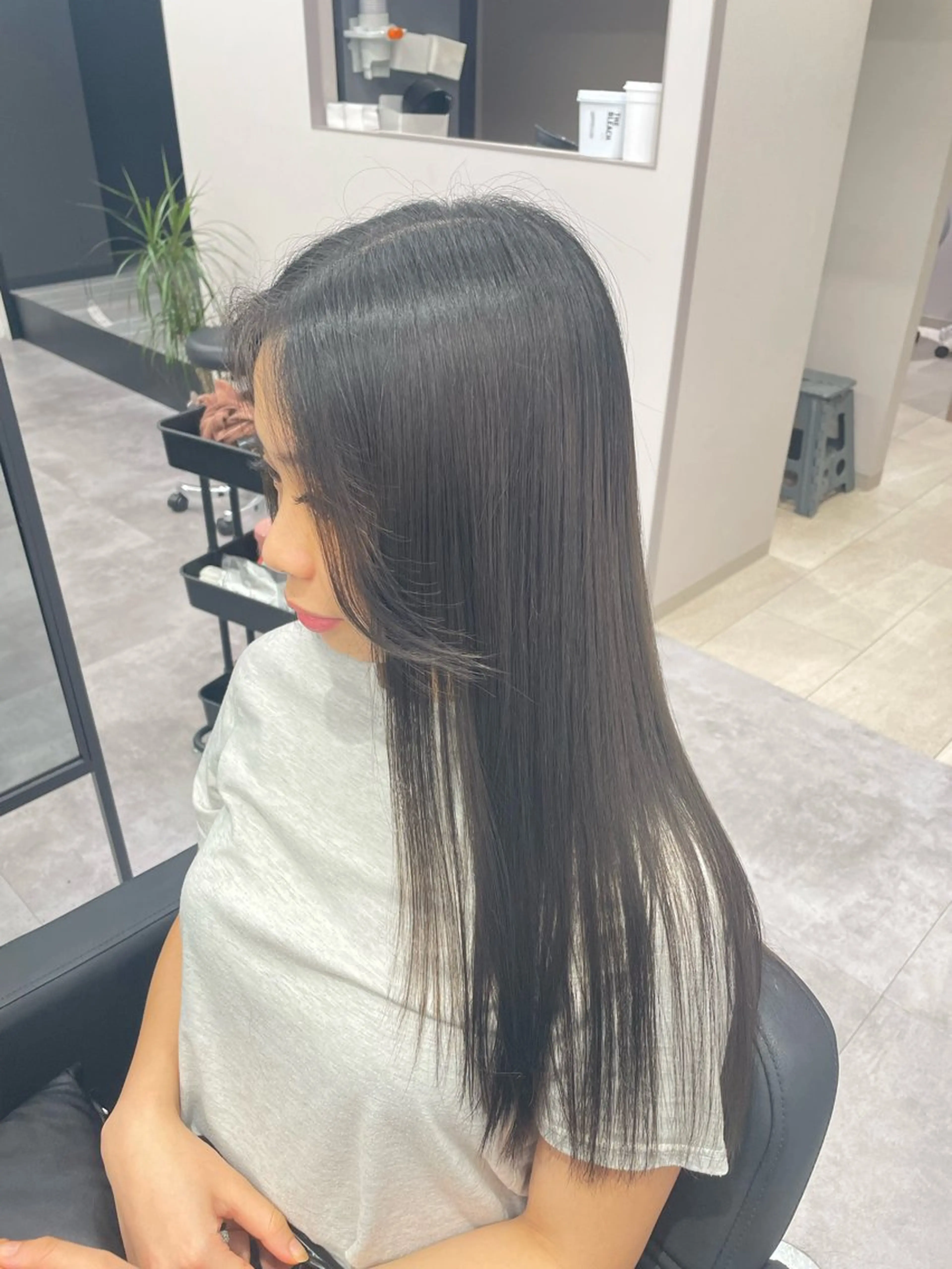 ロング カラー ヘアカラー Nail &Beauty by UNO伊勢原所属・COCO .のヘアスタイル