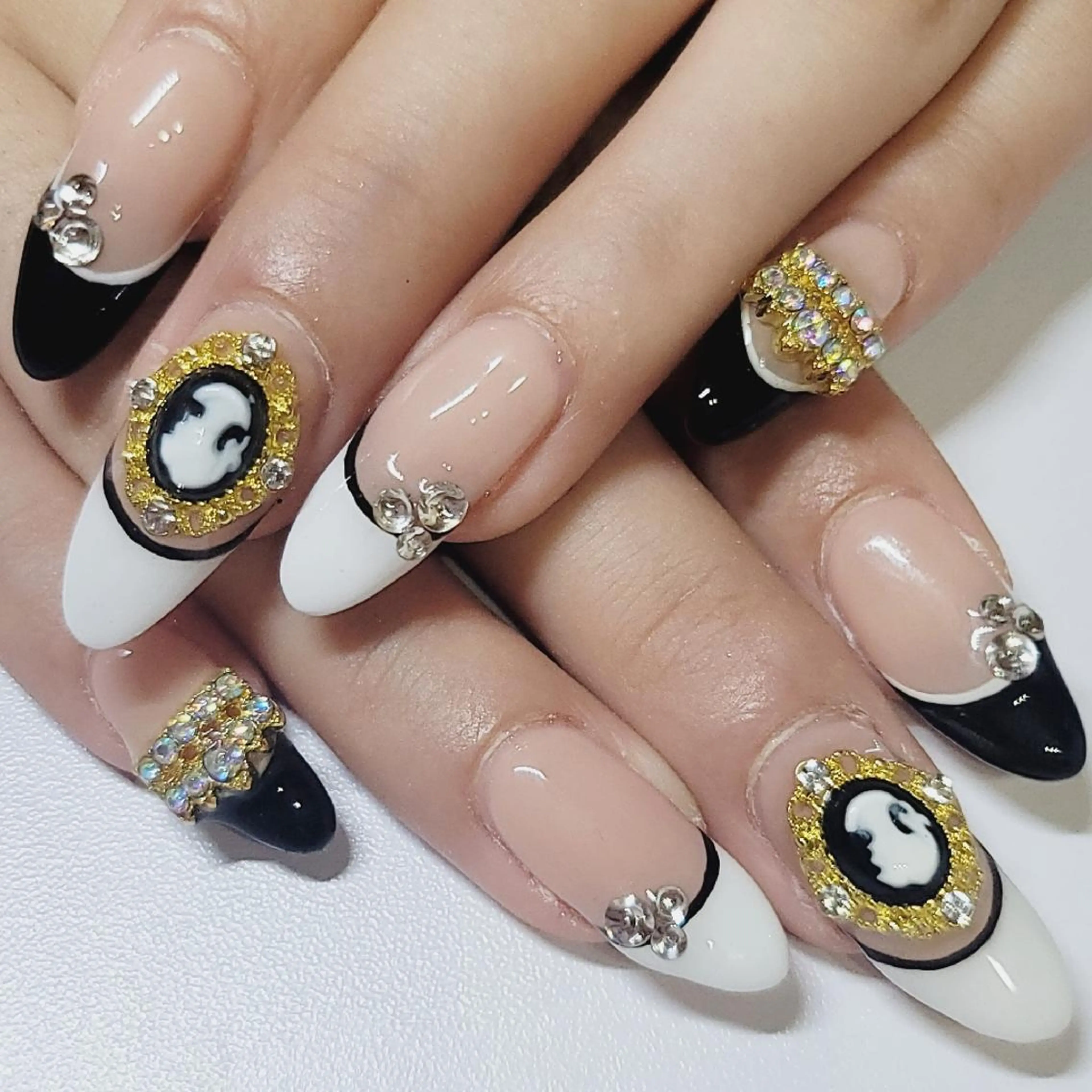 ネイル アートネイル フレンチネイル 持ち込み ワンカラーネイル ピンク ハンドネイル よしだ ひろきのネイルデザイン