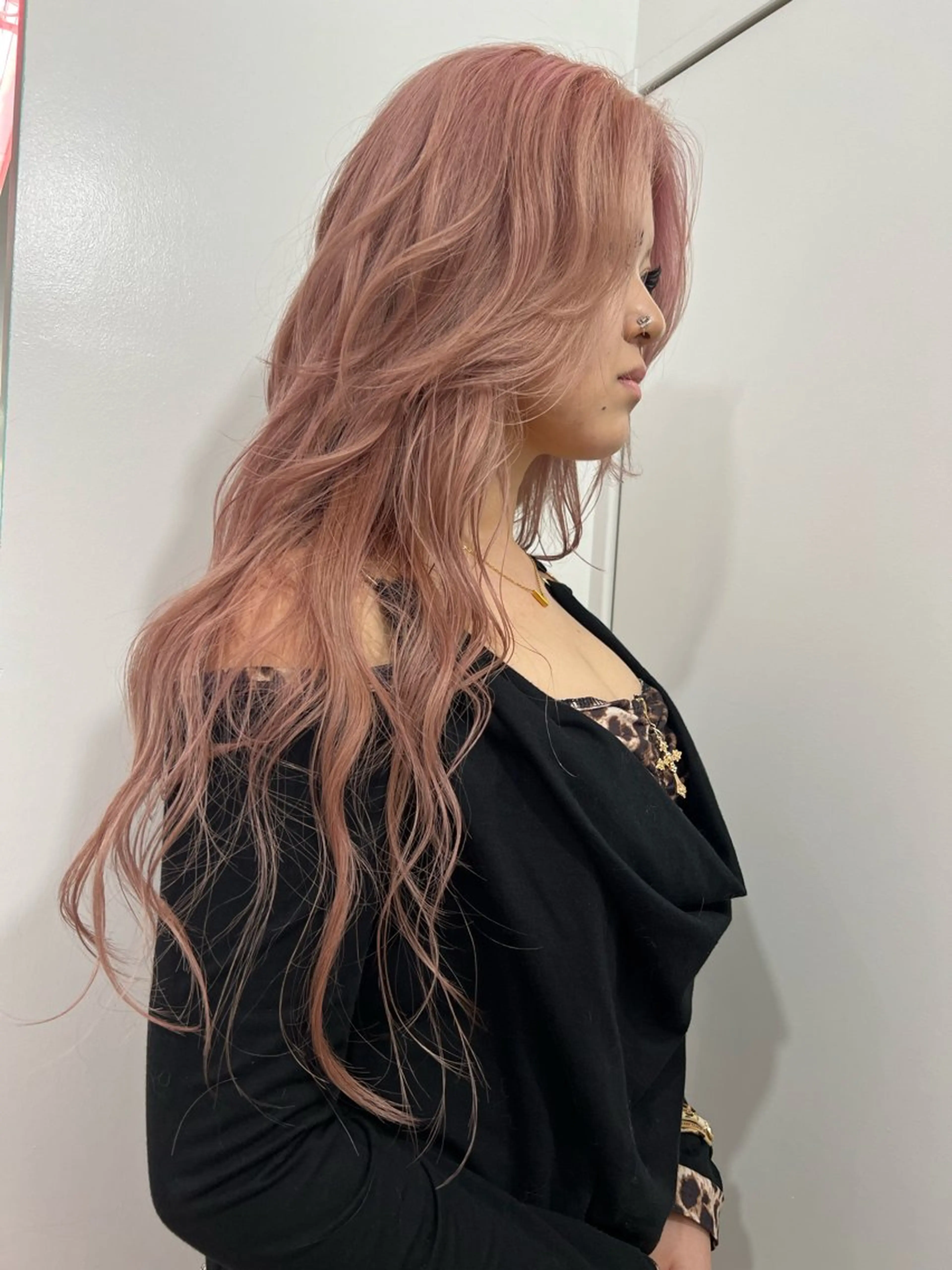 ロング 💥ウルフカット デザインあんな💥のヘアスタイル