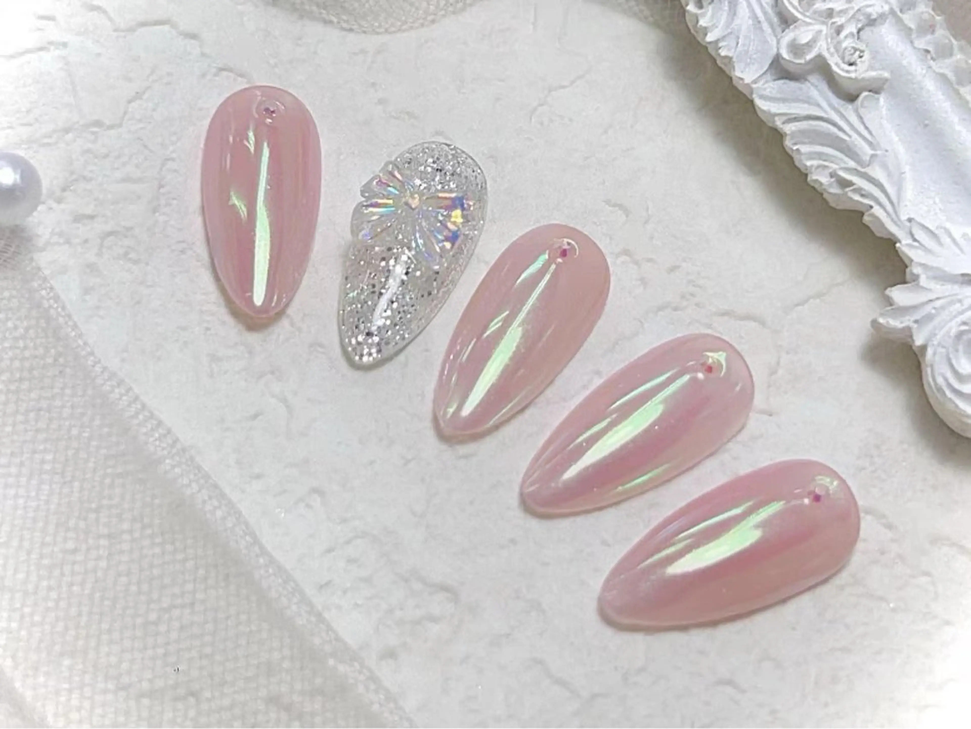 メンズ ネイル アートネイル フレンチネイル ジェルネイル キラキラネイル パラジェル Bloom スカルプ専門店のネイルデザイン