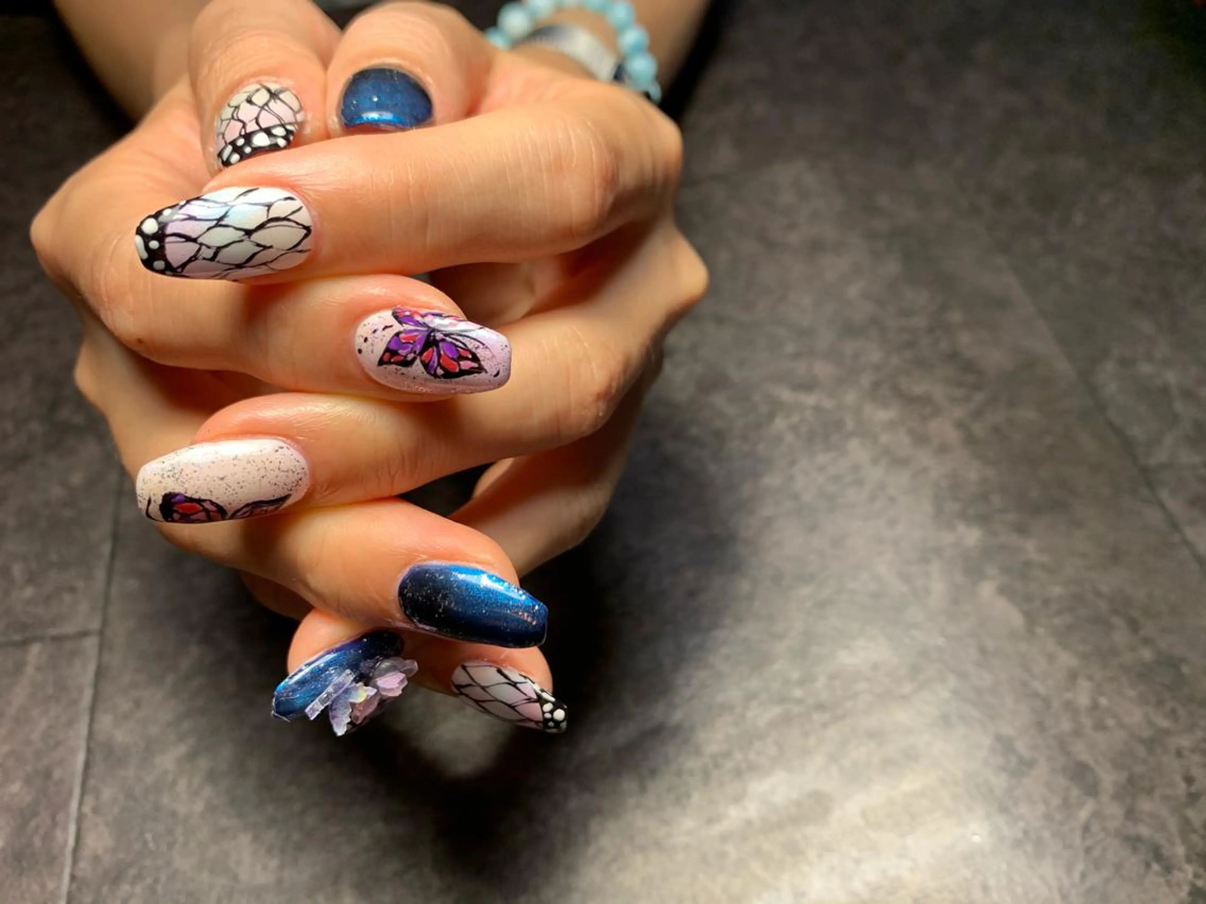 ネイル 中村 翠のネイルデザイン