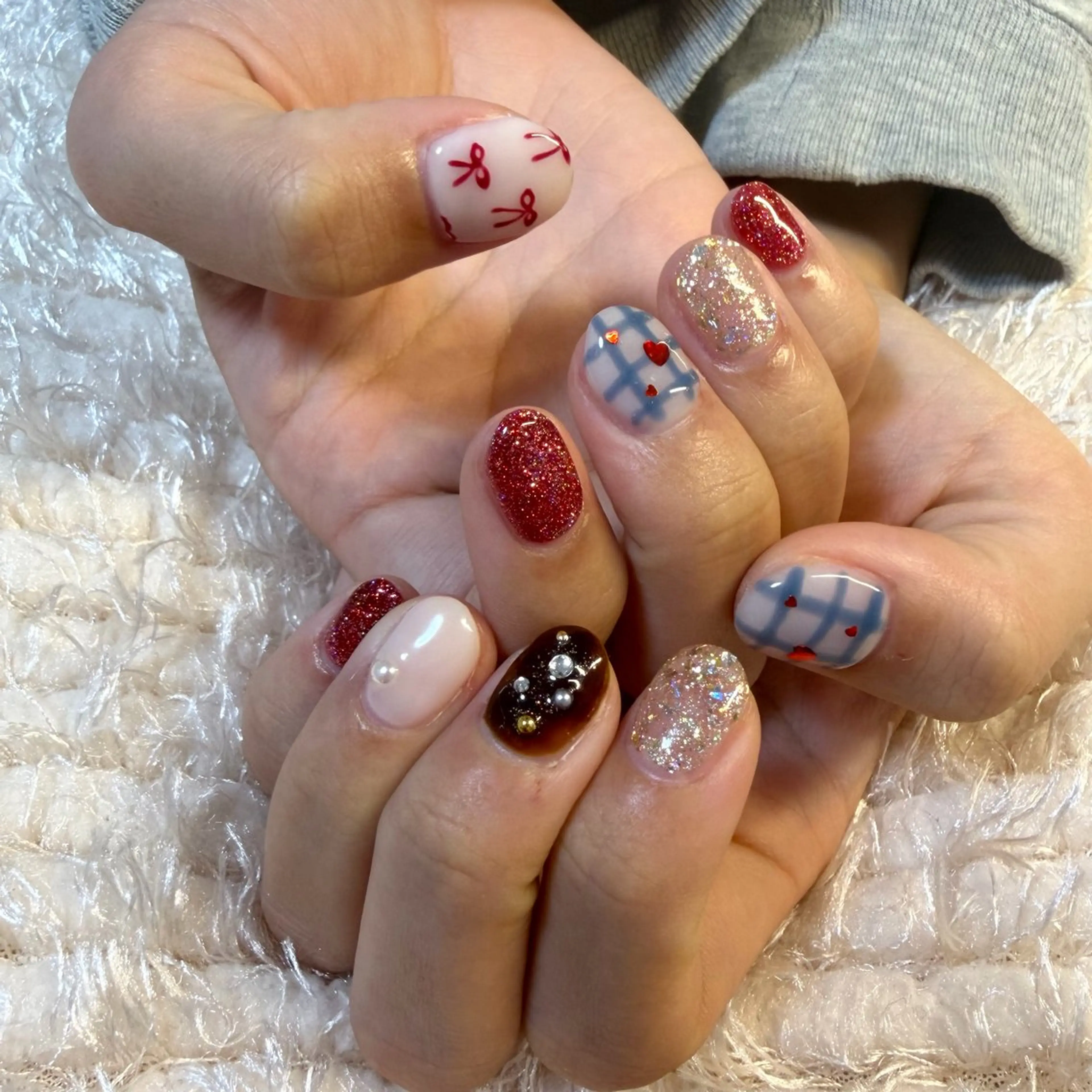 ネイル ハンドネイル フットネイル nailsalon momoのネイルデザイン