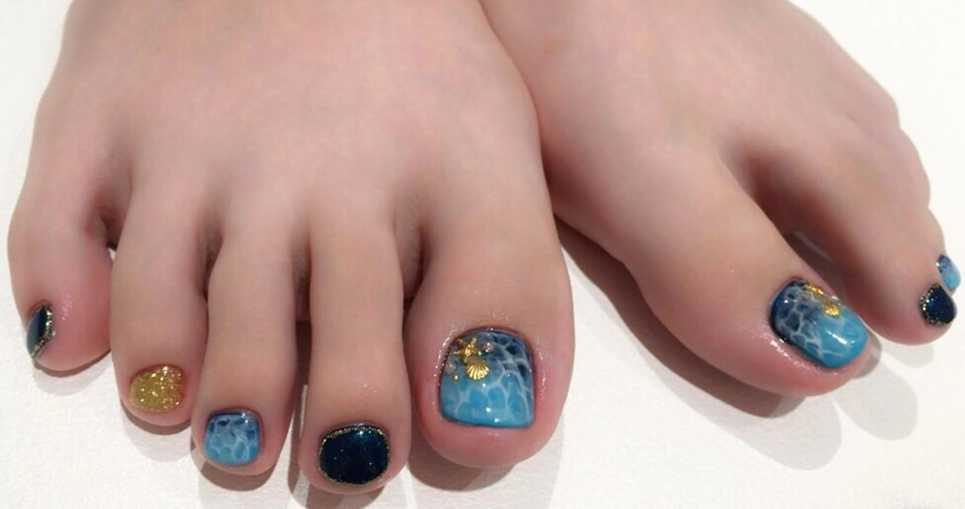 ネイル 山藤 萌永のネイルデザイン