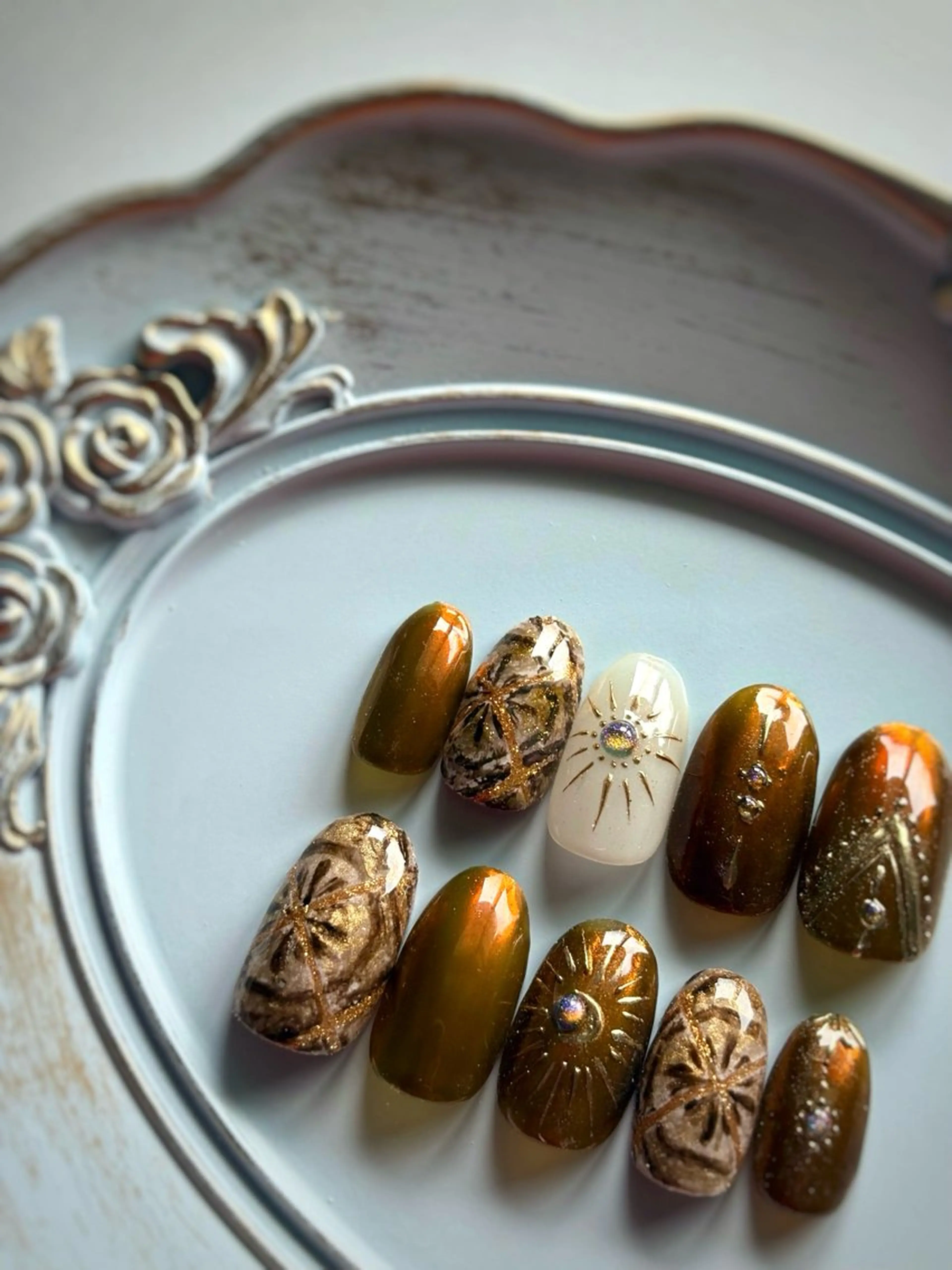 ネイル ハンドネイル FIORITURA Maikoのネイルデザイン