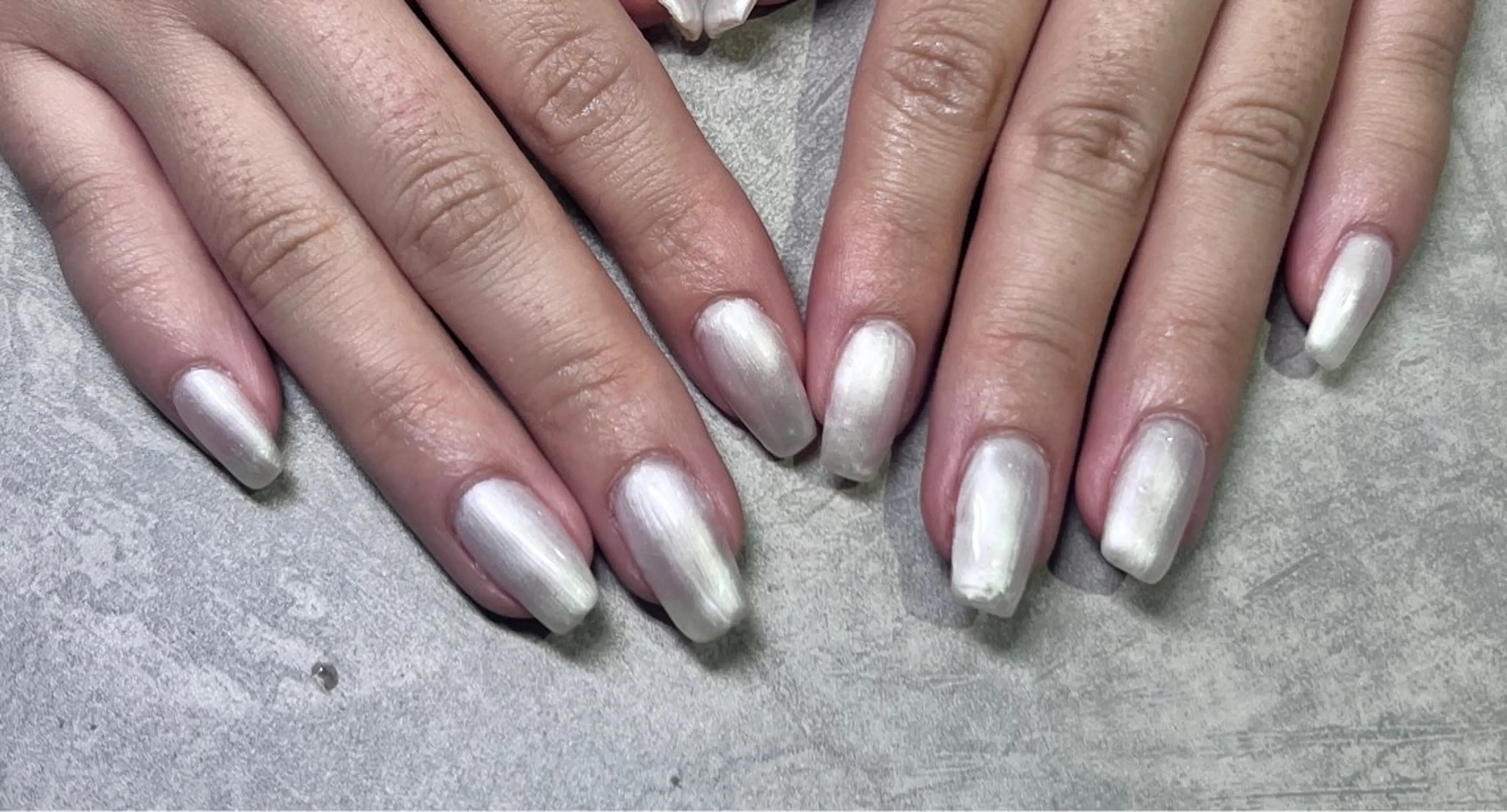 ネイル Nail Room Miimo所属・Miimo💅🏻 ほのか ·͜·♡のネイルデザイン