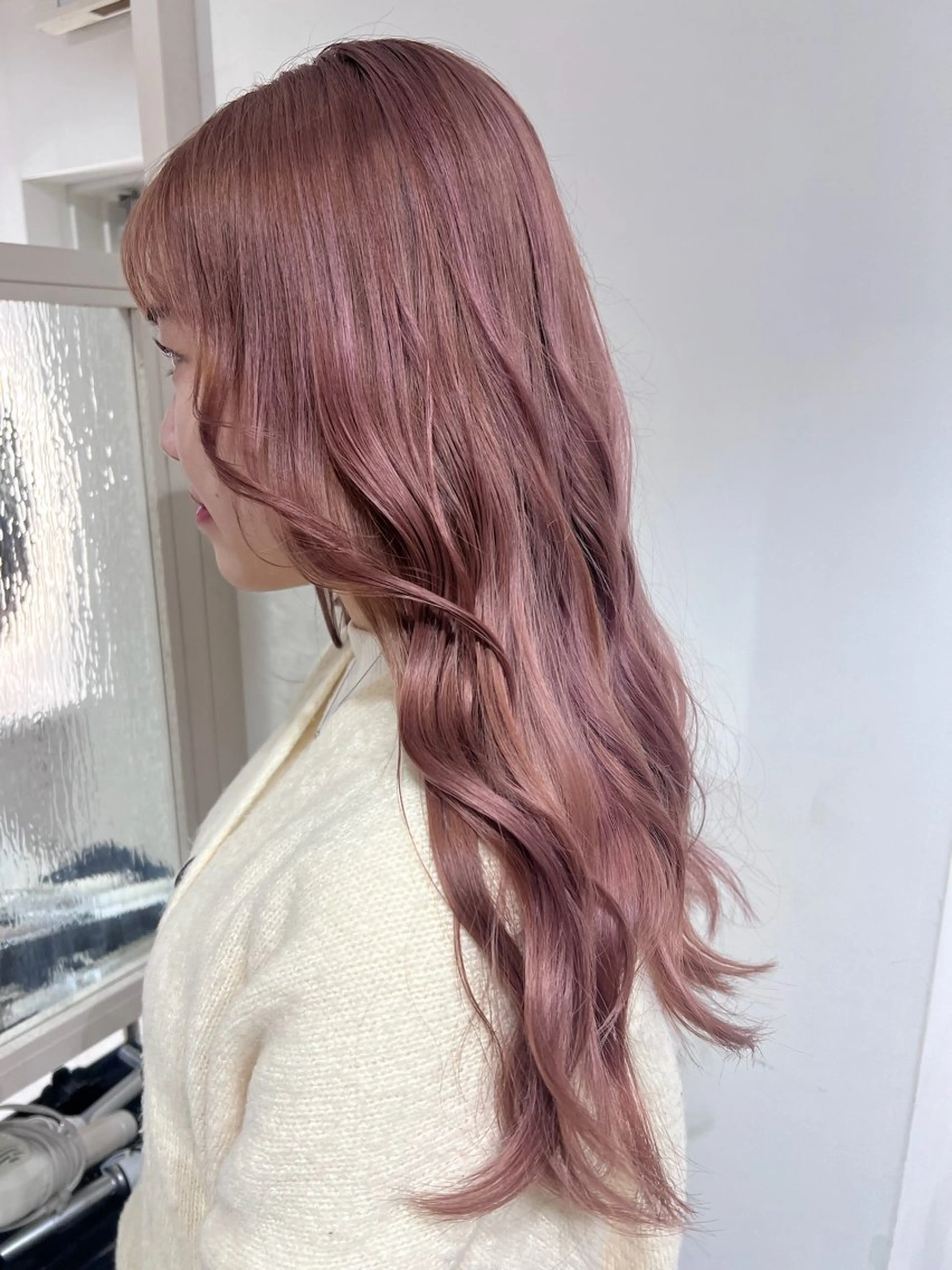 カラー ピンクカラー ヘアカラー 瀬戸 杏珠のヘアスタイル