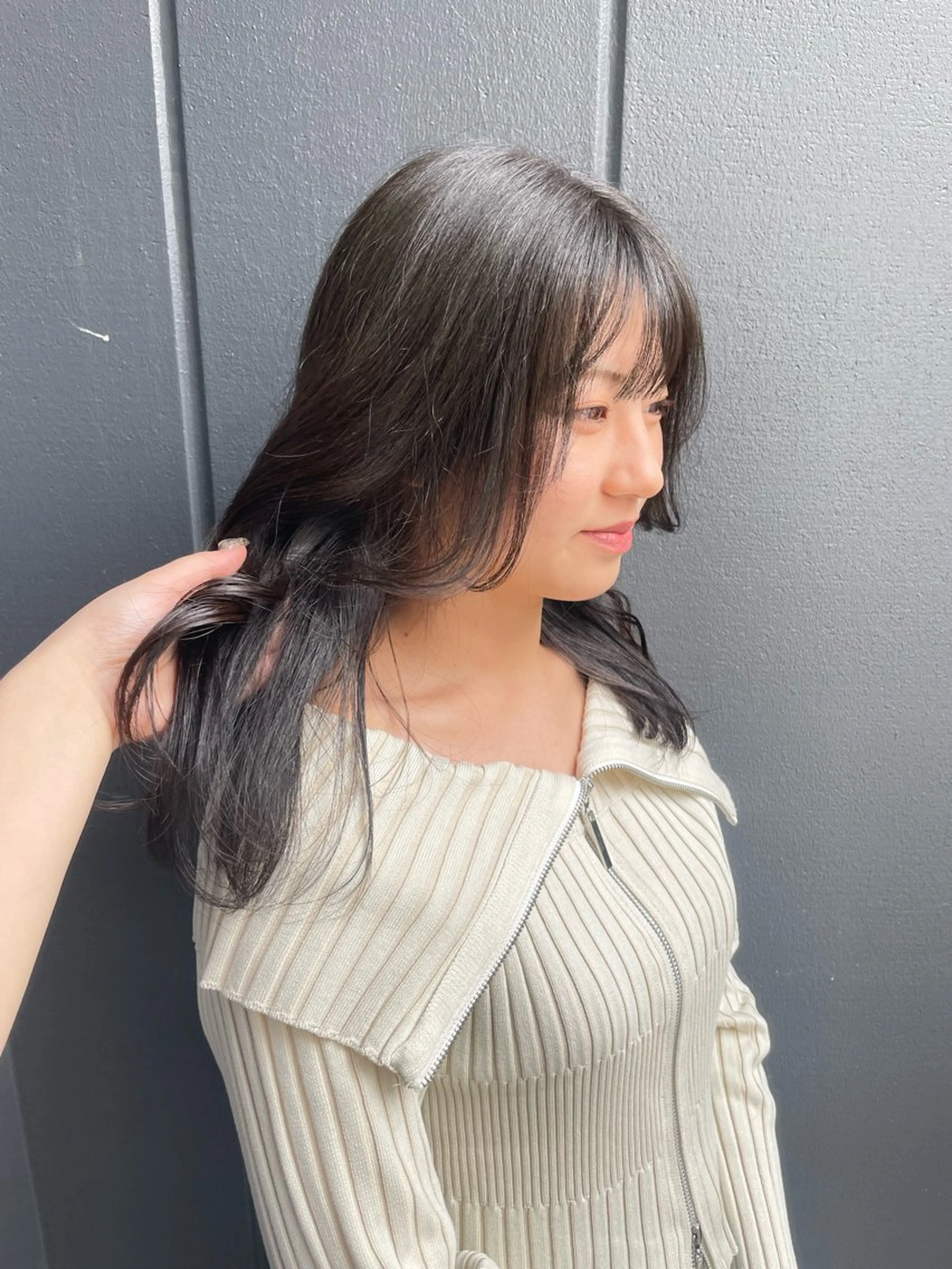 セミロング RIN⌇ レイヤー⌇ 艶カラー🌙のヘアスタイル