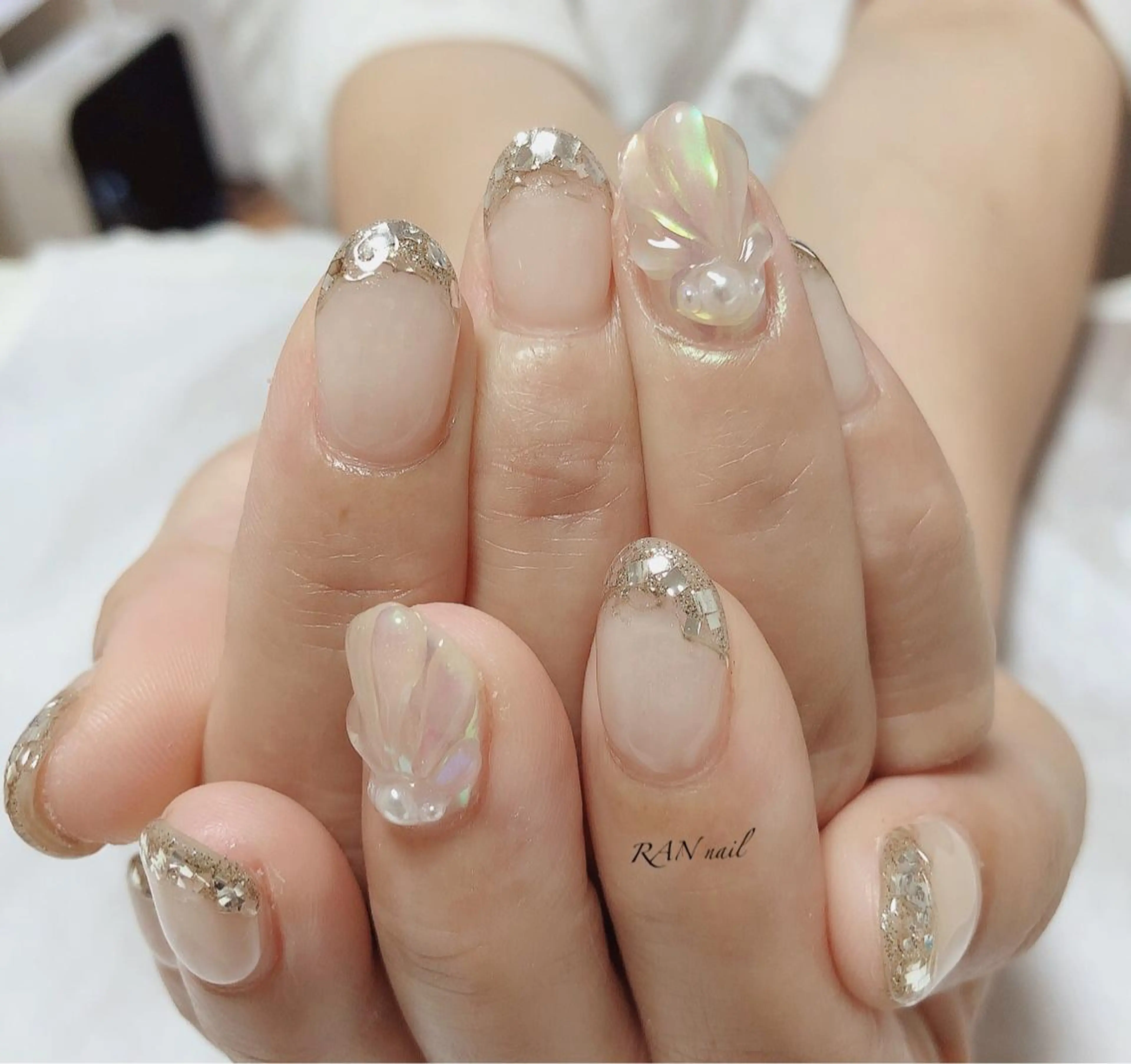 ネイル オーロラネイル フレンチネイル ジェルネイル ガラスフレンチ オフィスネイル ハンドネイル フットネイル RAN nail 〜ランネイル〜所属・RAN nailのネイルデザイン