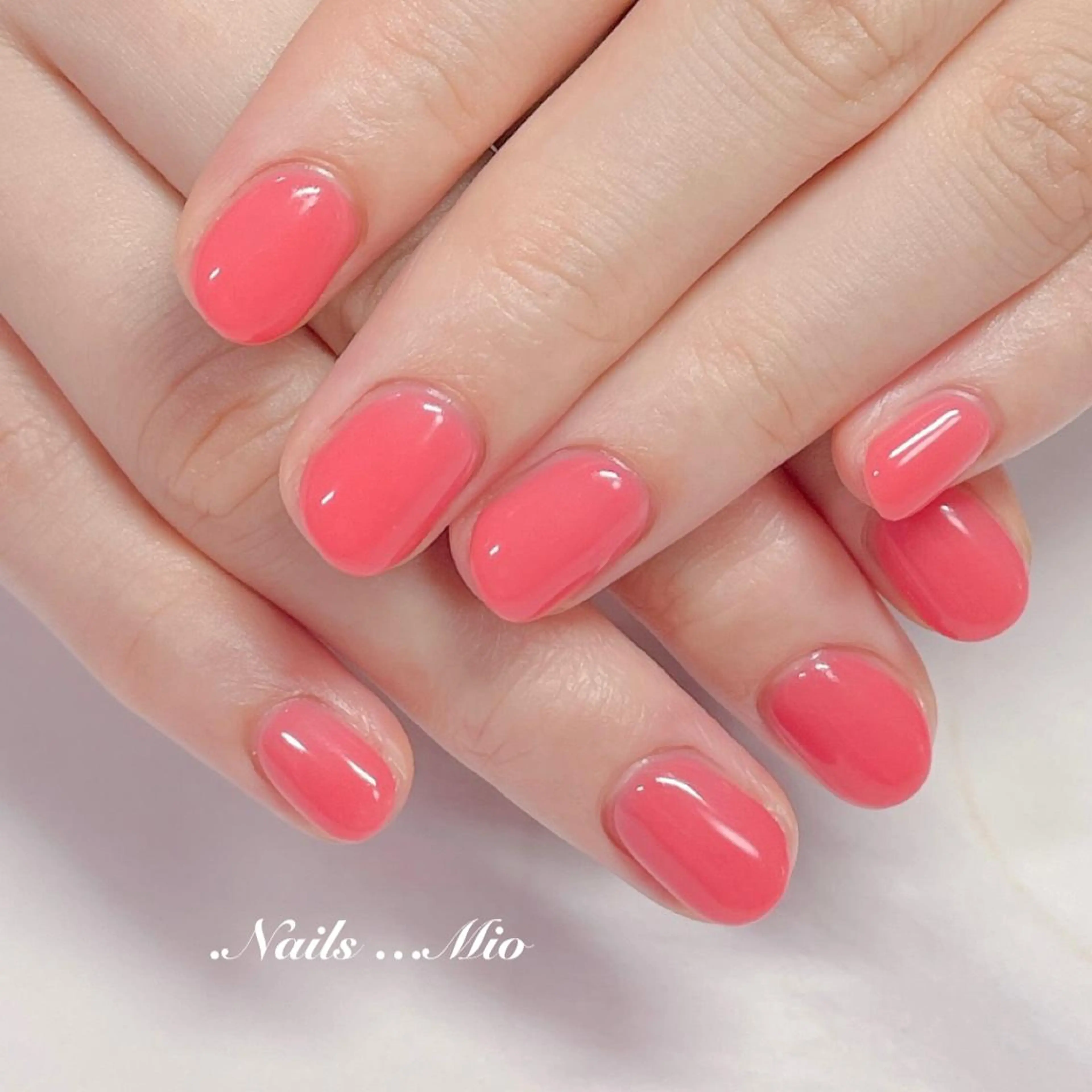 ネイル ジェルネイル ワンカラーネイル .Nails Mio 赤羽西ネイルサロンのネイルデザイン