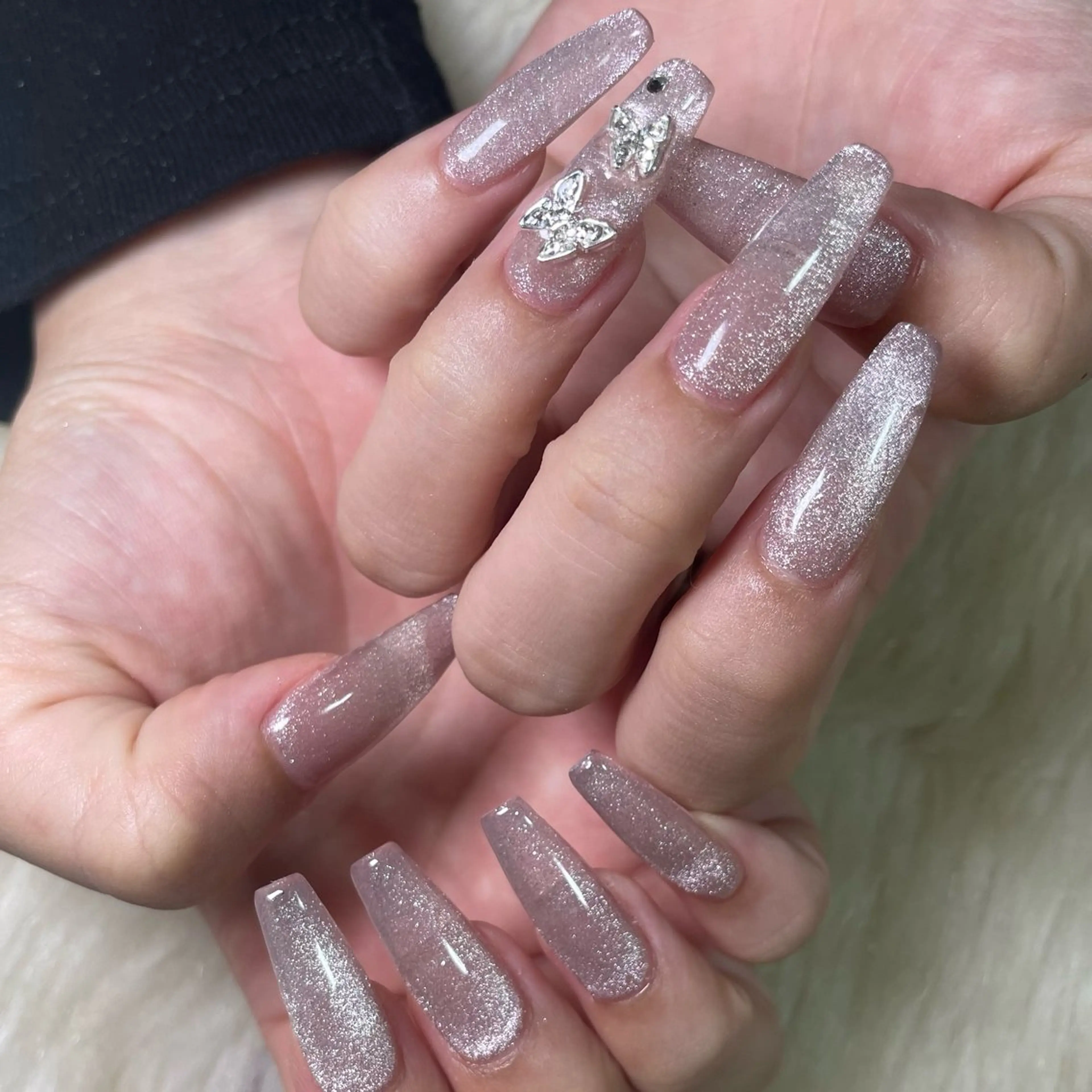 ネイル ハンドネイル 黒川 実祐のネイルデザイン