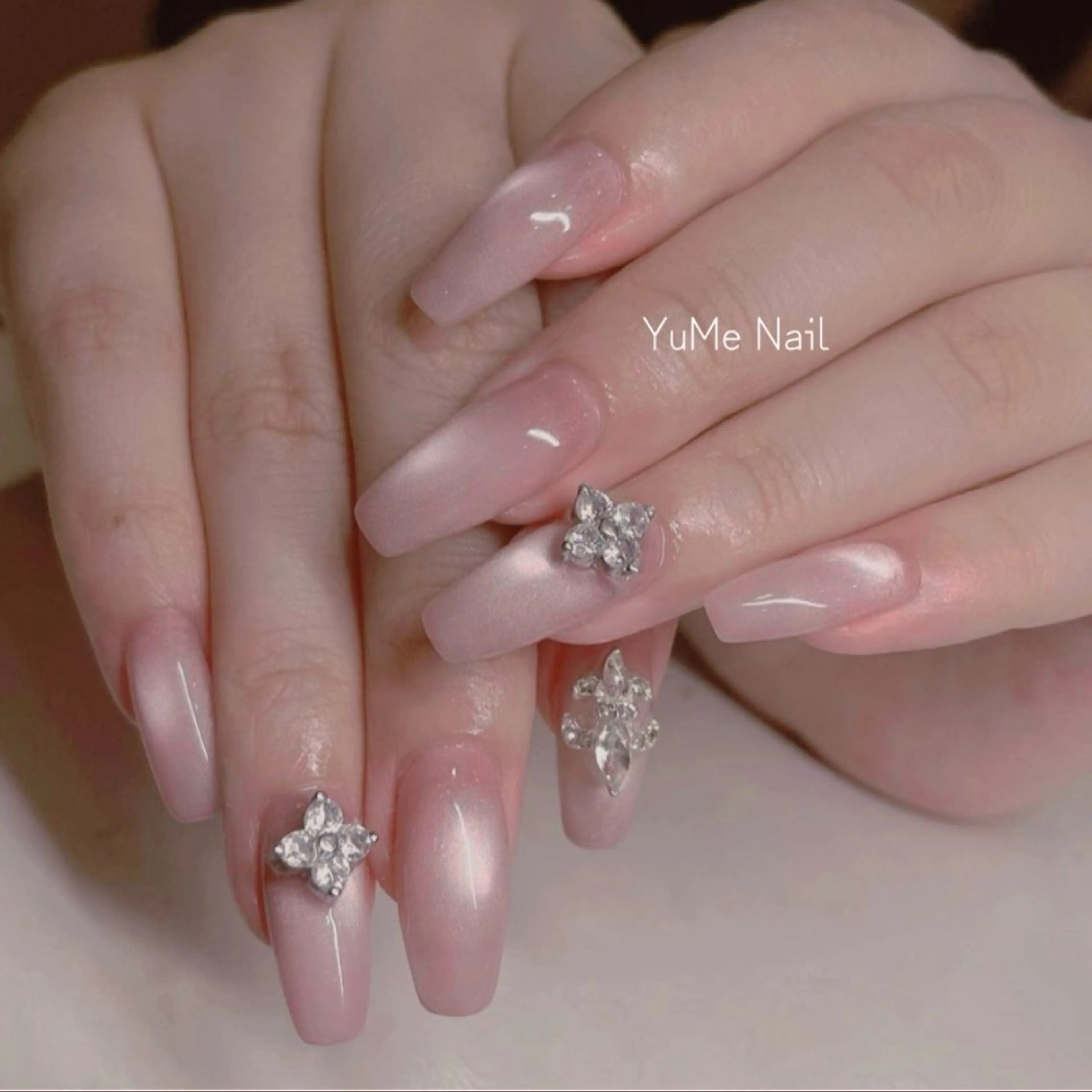 ミディアム YUME Nail Beautyのネイルデザイン