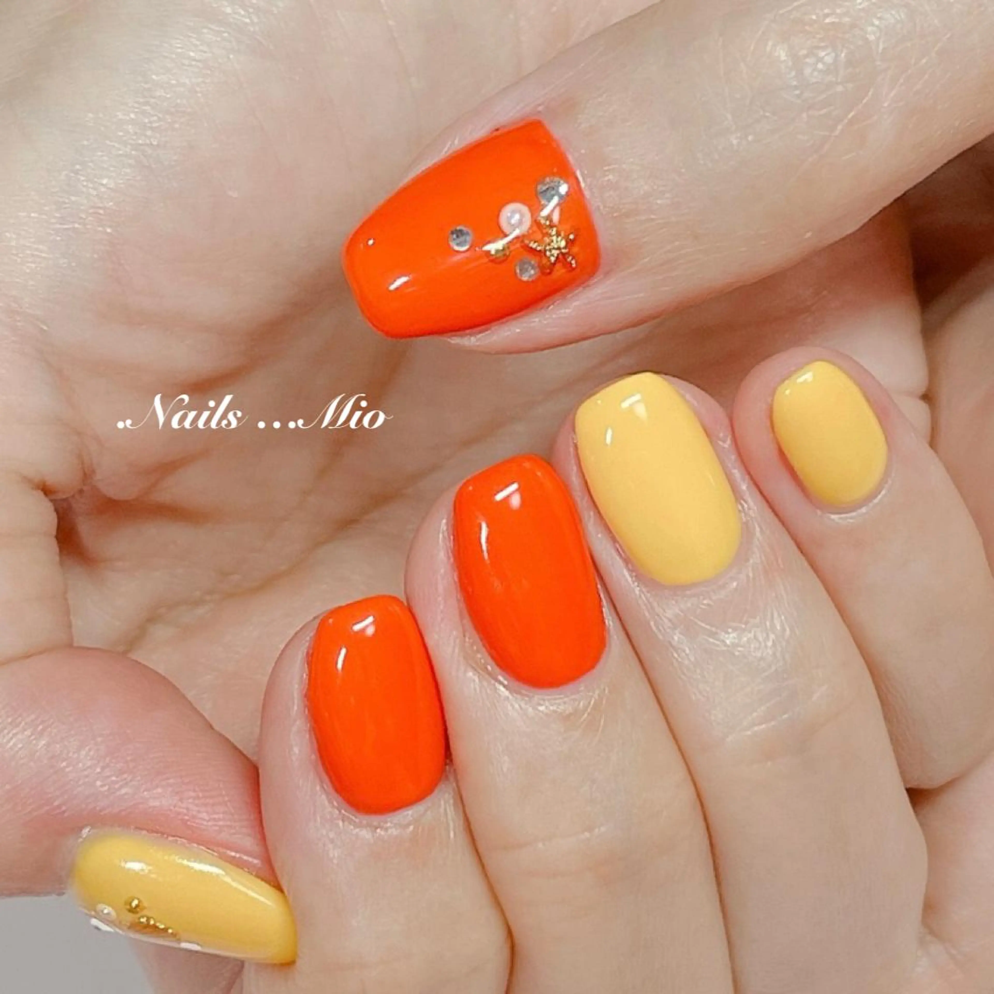 ネイル アートネイル ジェルネイル .Nails Mio 赤羽西ネイルサロンのネイルデザイン