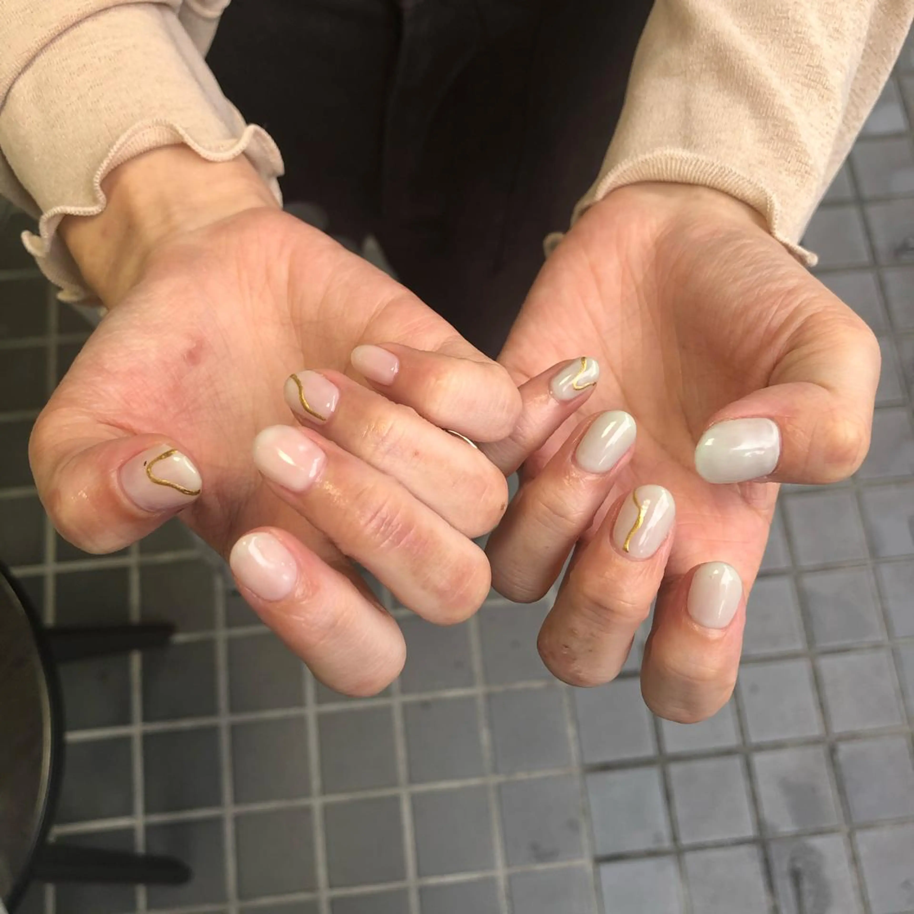 ネイル ハンドネイル 河野 弥月のネイルデザイン