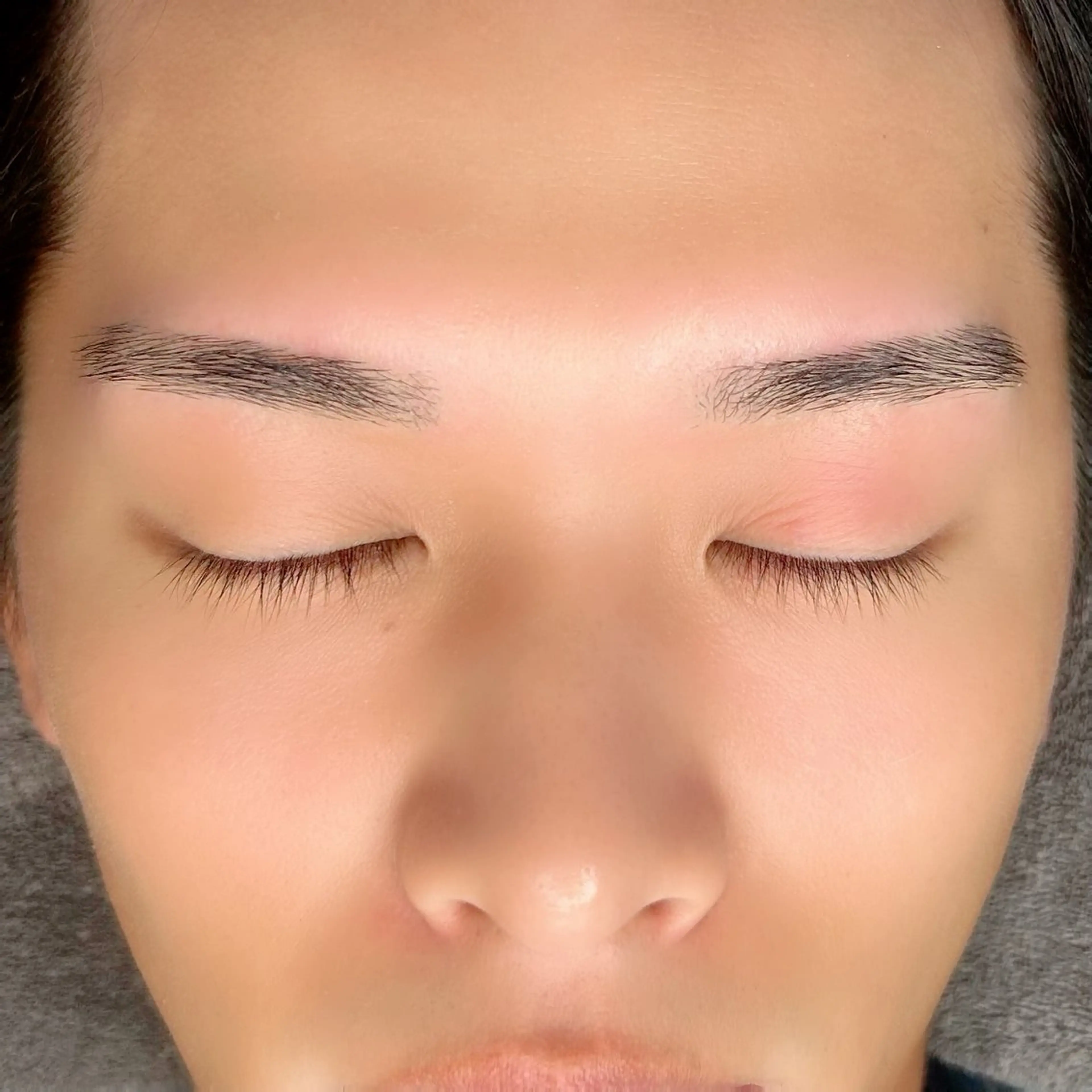 メンズ アイブロウ ワックス脱毛 眉カット アトリエリリー 浅野のマツエク・マツパデザイン