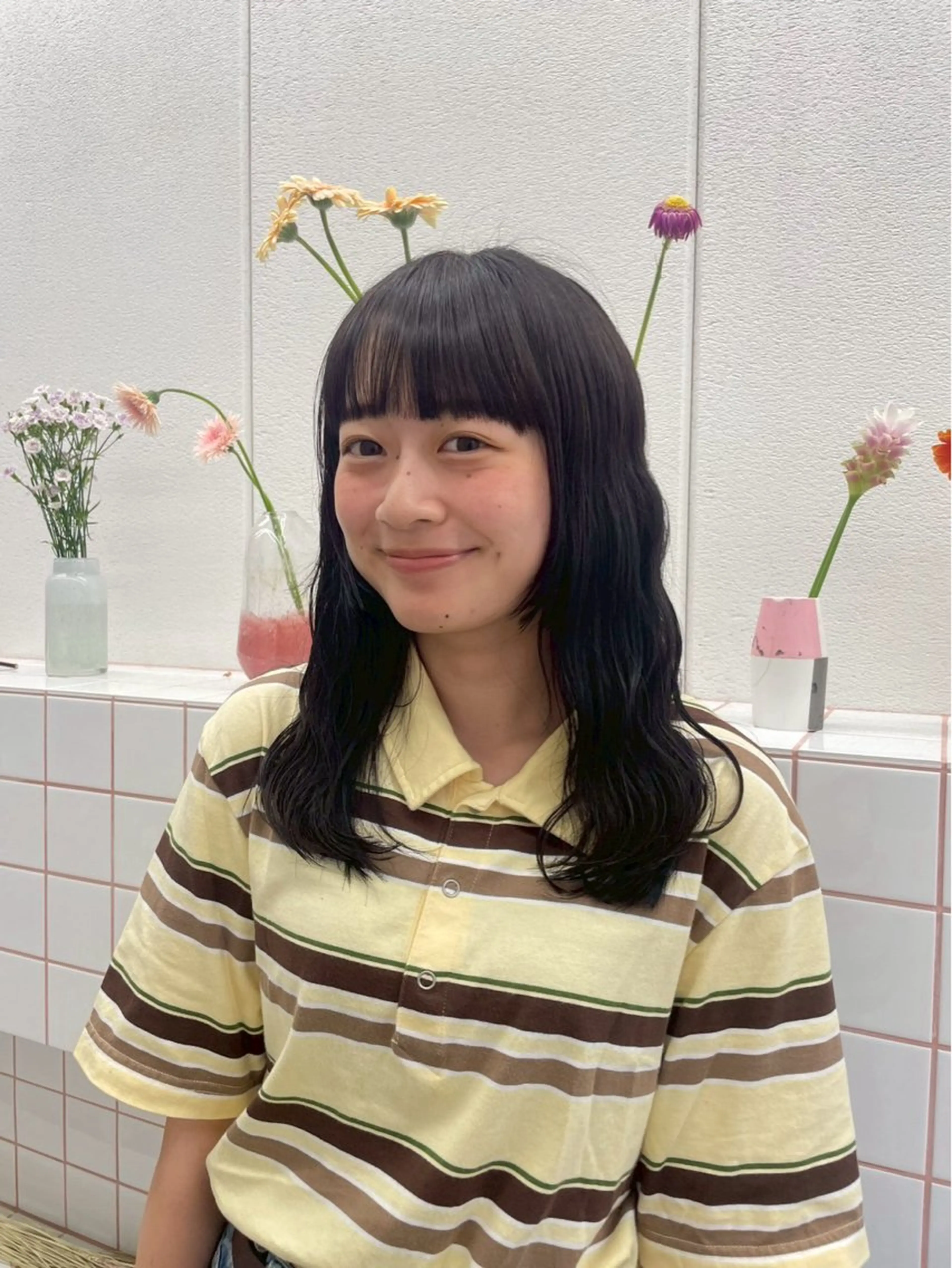 カラー 🌷花屋併設🌷 岡本明日実のヘアスタイル