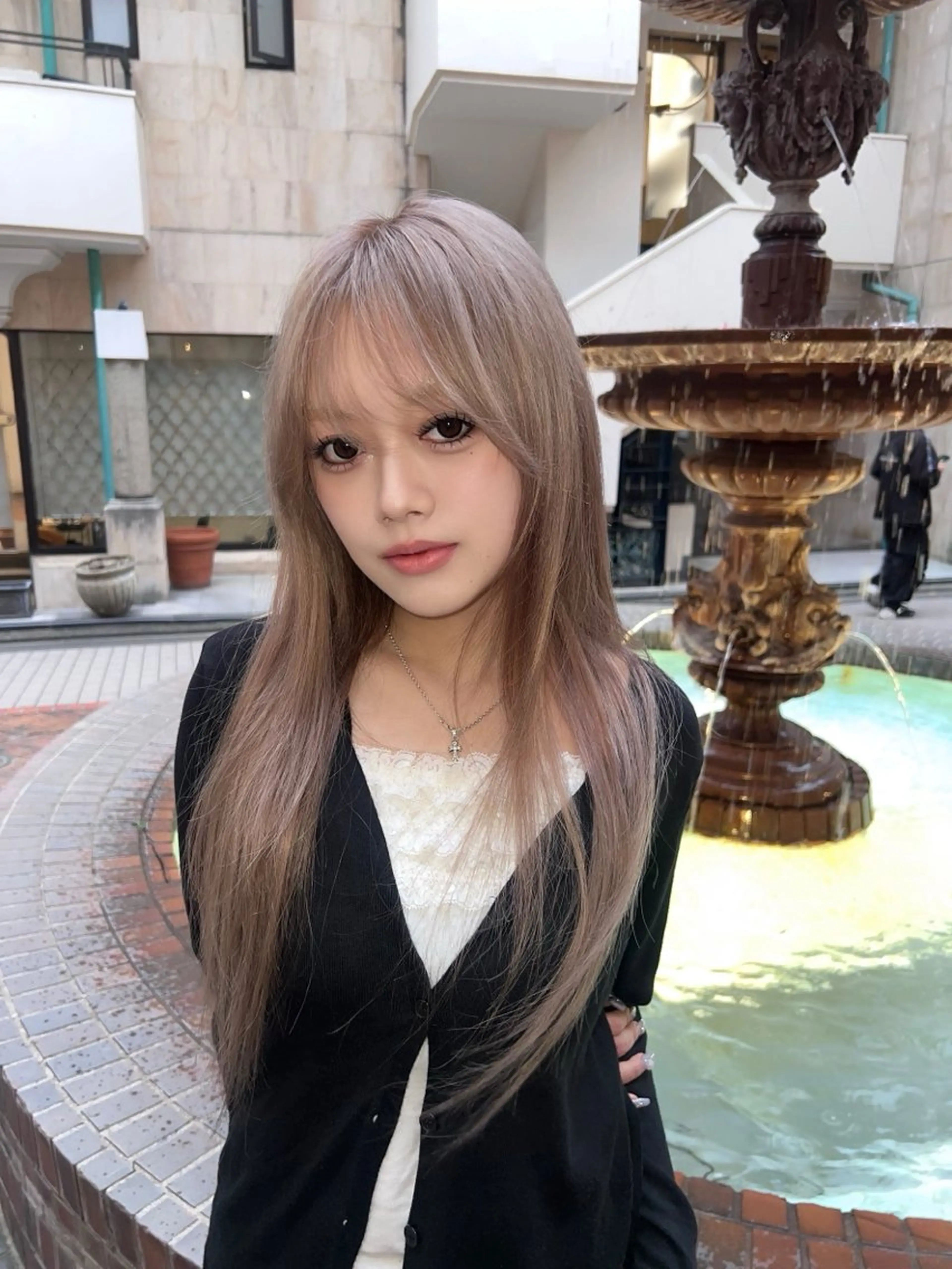 ロング ヘアカラー AIRA/ブリーチ ‪/透明感カラーのヘアスタイル