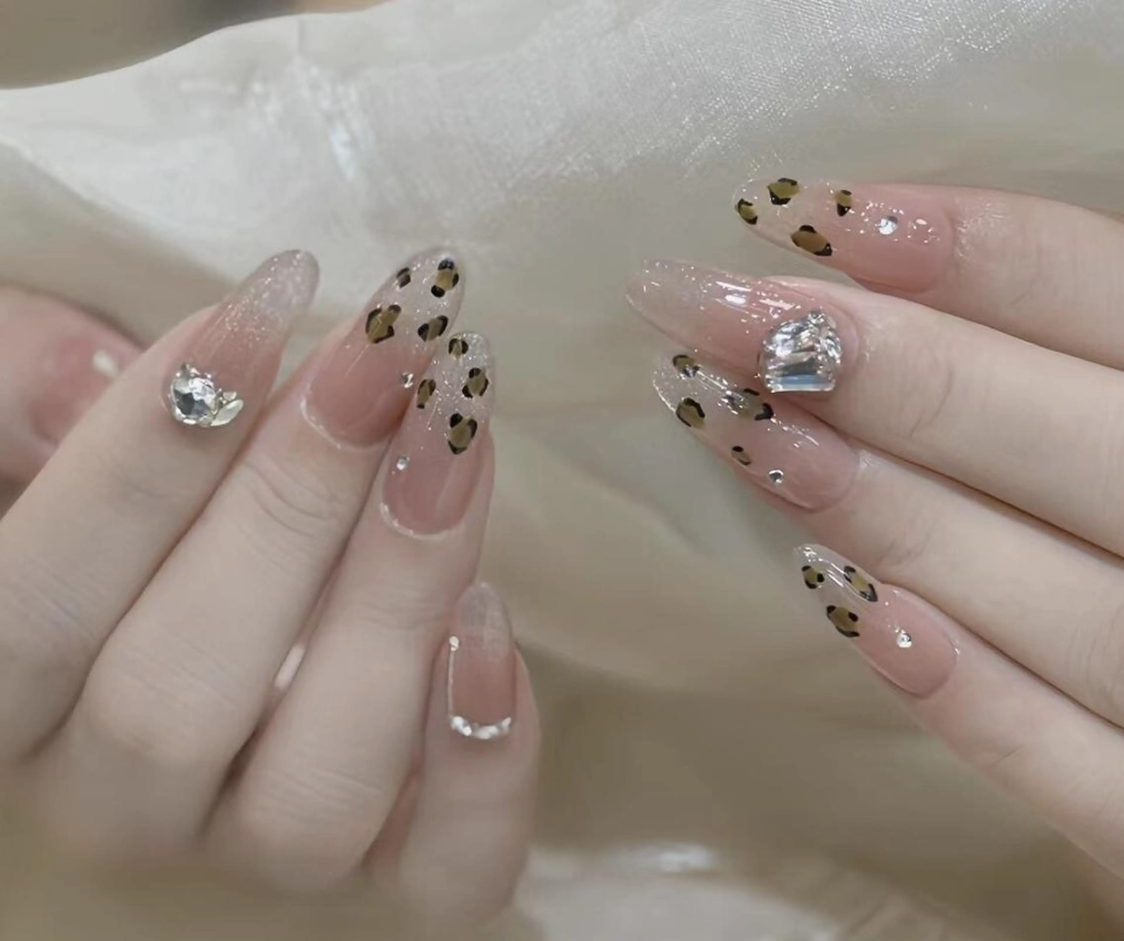 ネイル ハンドネイル Ui_Amor (パラジェル)のネイルデザイン