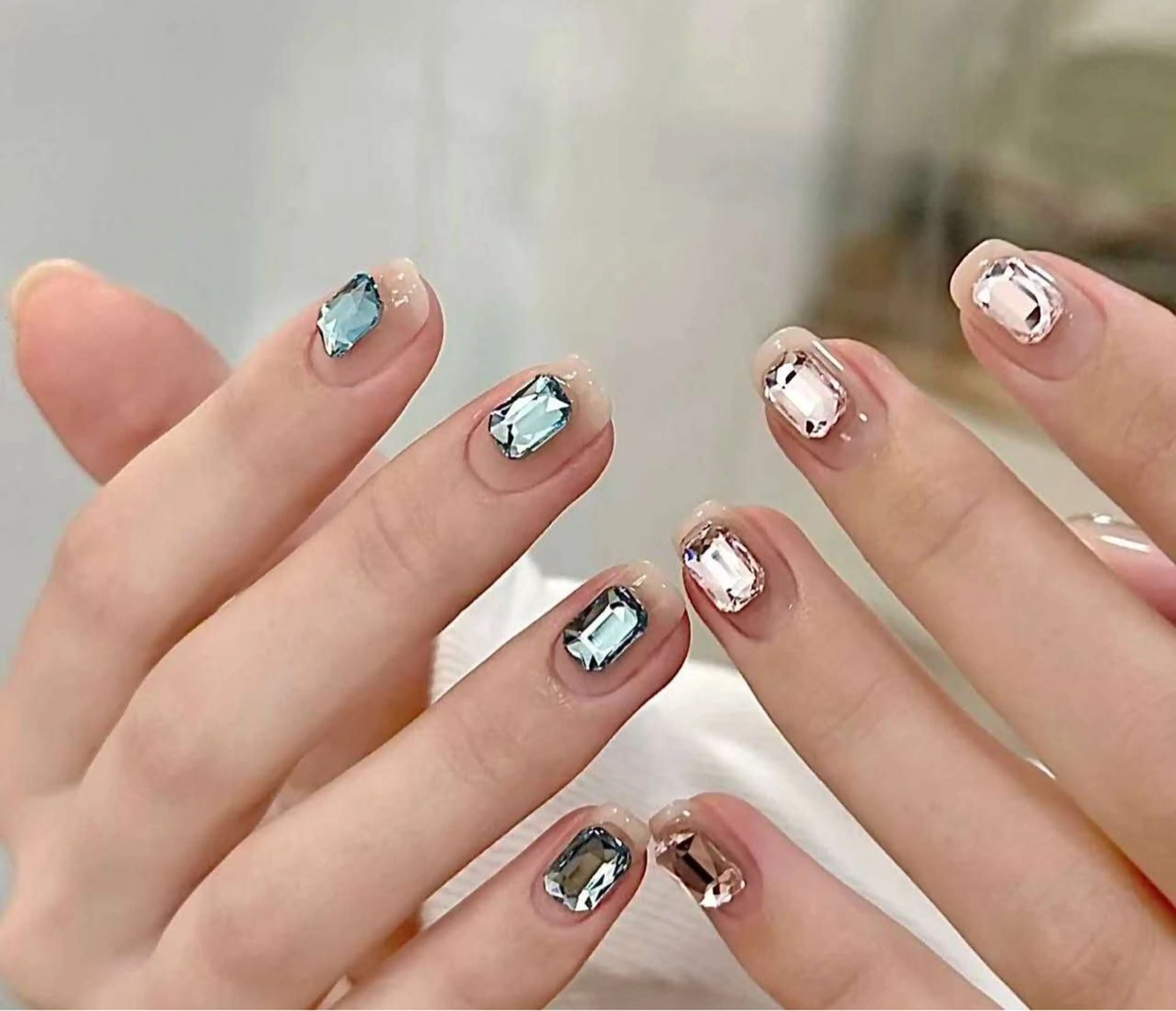 ネイル フラワーネイル フレンチネイル ジェルネイル ガラスフレンチ ハート ハンドネイル BabyYouMi ねねのネイルデザイン