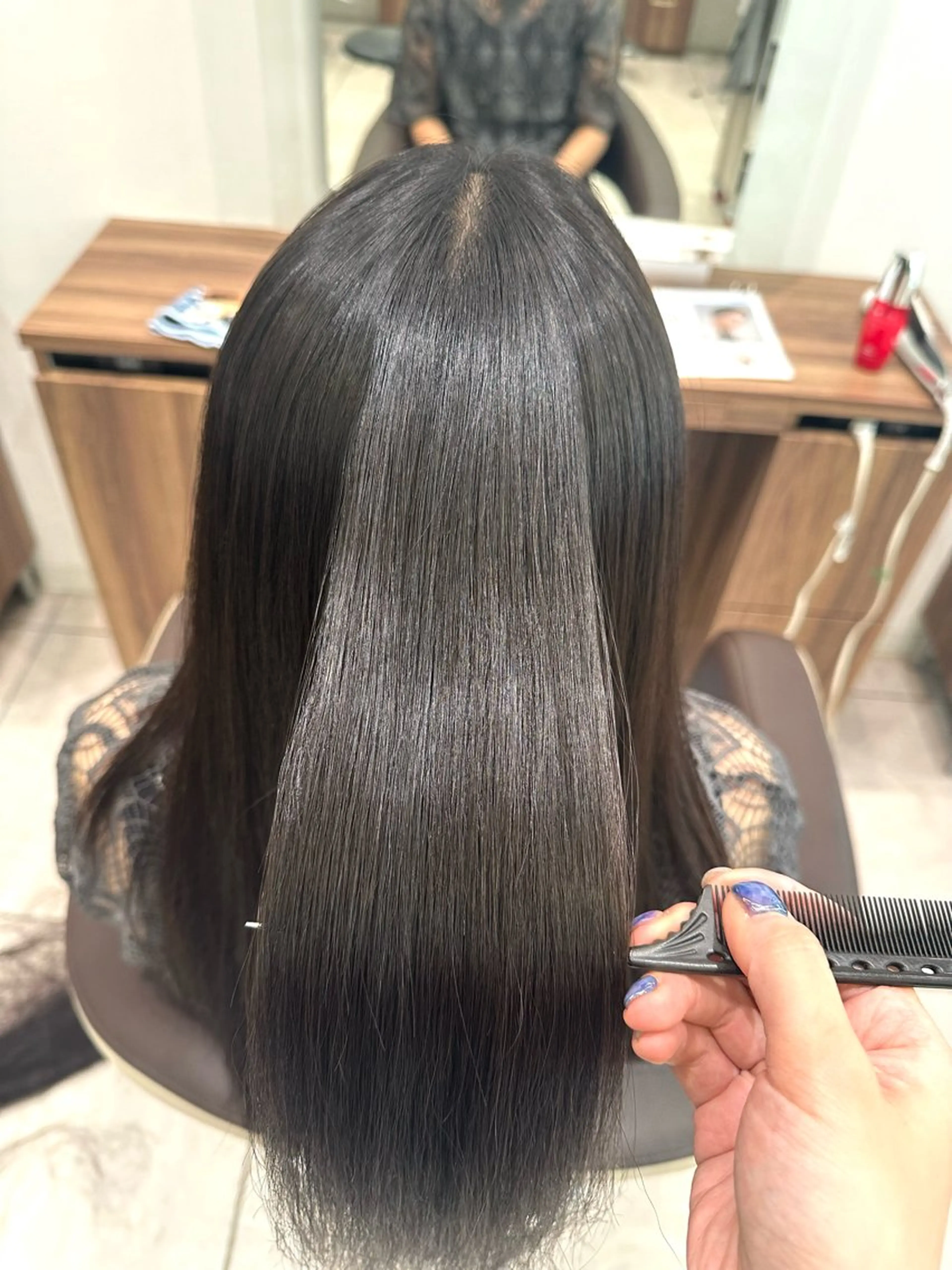 セミロング パーマ カット 縮毛矯正 藤井 真奈美のヘアスタイル