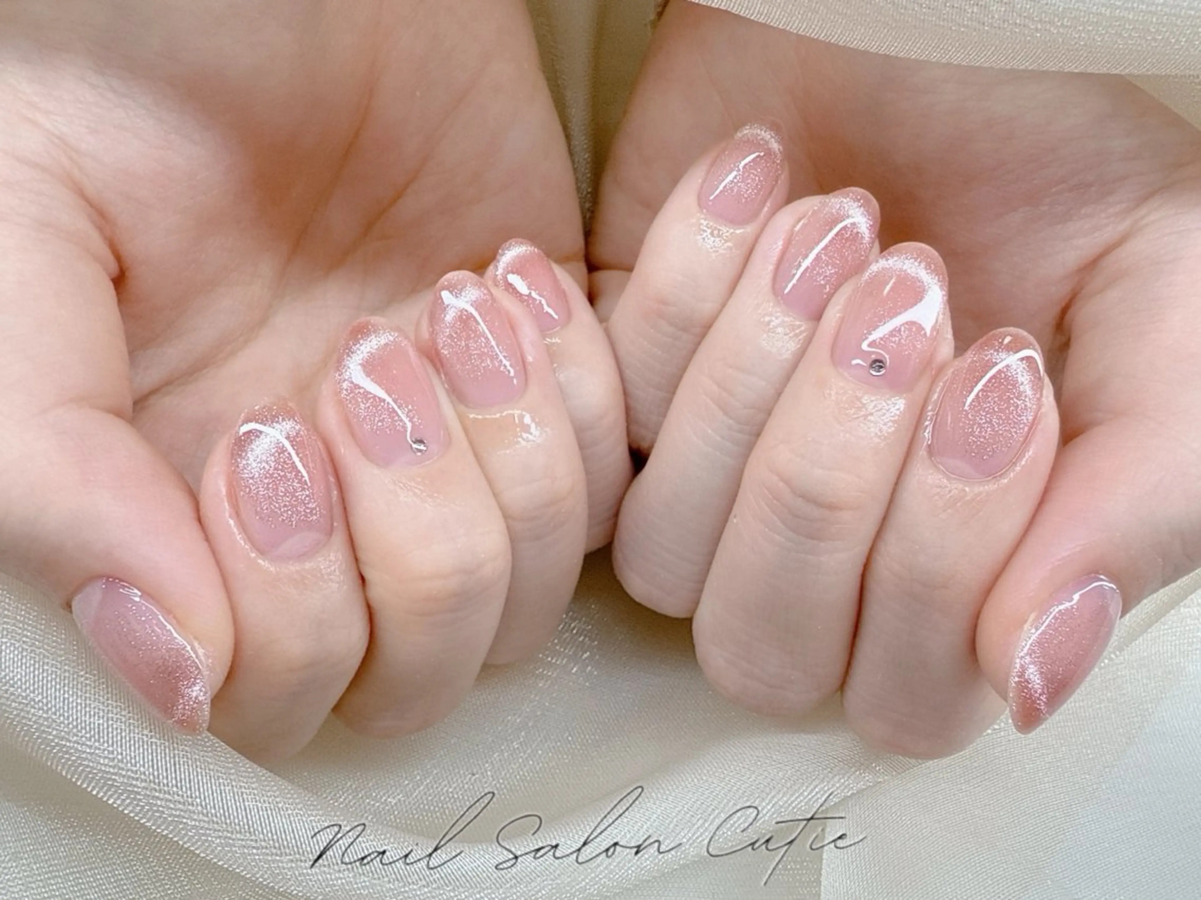 平日限定モデル限定価格「自爪初回オフ無料」マグネットワンカラーの写真