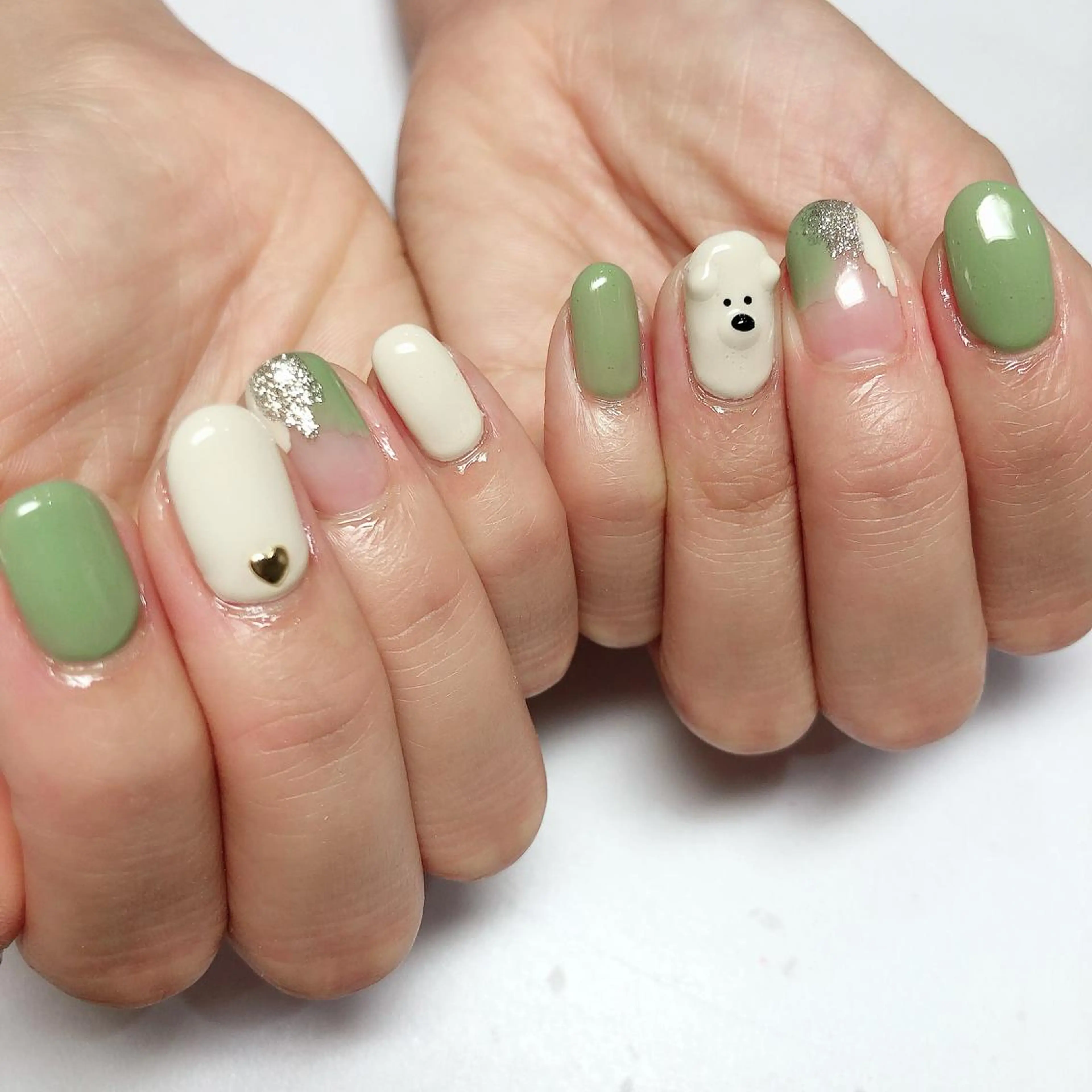 ネイル Serenity by Mari所属・Shinozaki mariのネイルデザイン