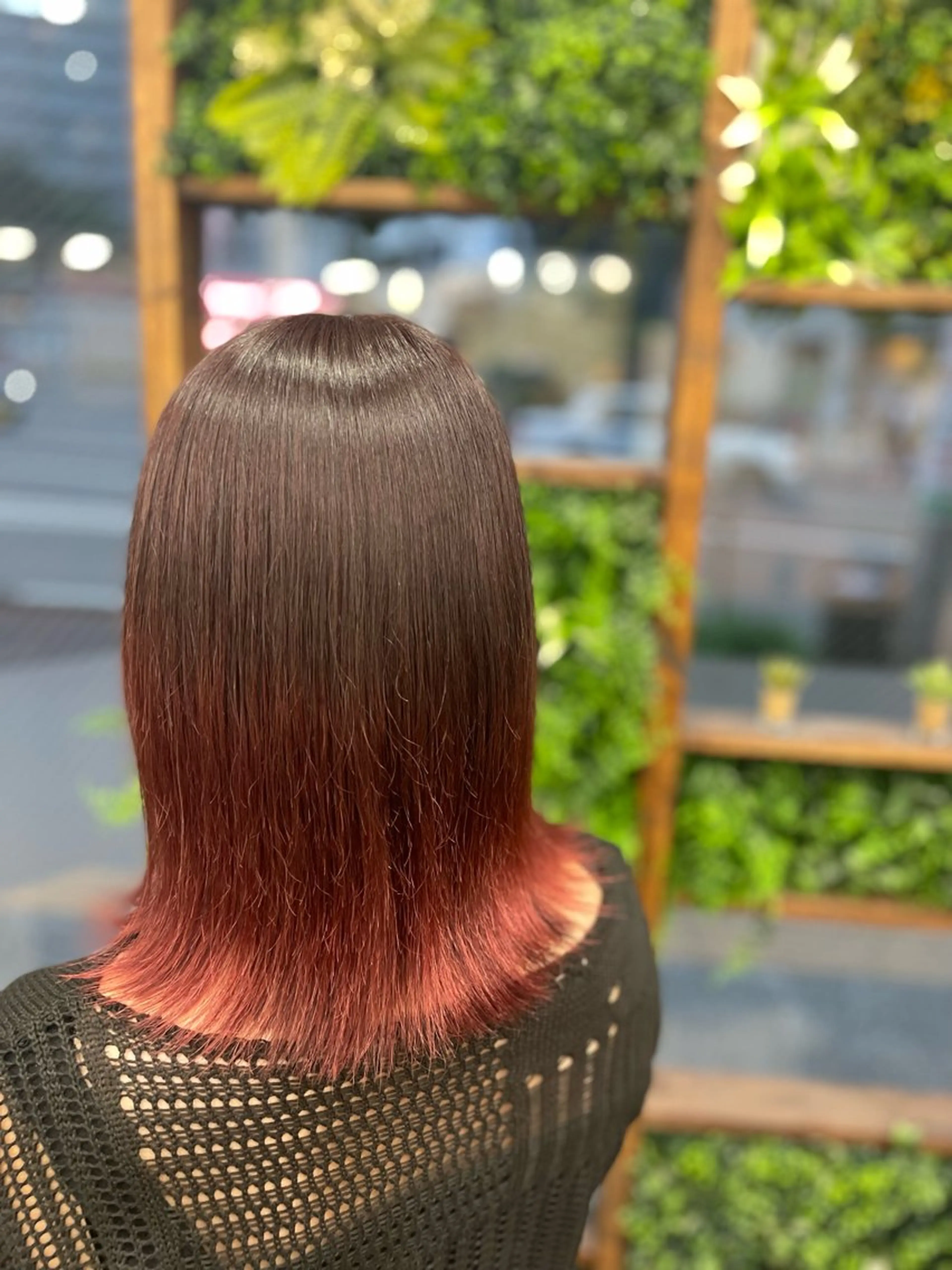ミディアム カラー ブリーチ グラデーションカラー レッドカラー ヘアカラー クラウドヘアー北仙台店所属・佐藤 なつののヘアスタイル