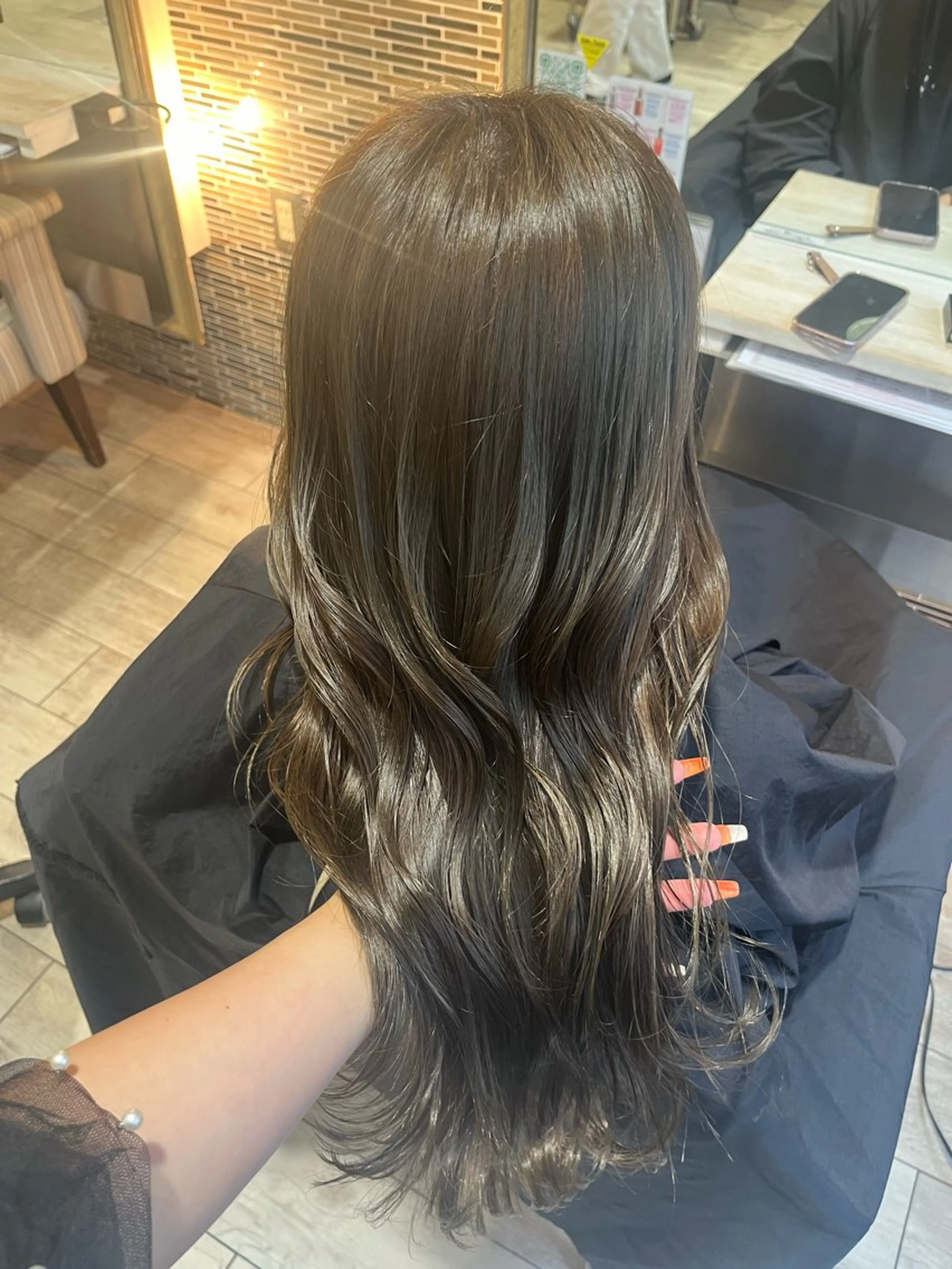 ロング カラー ヘアカラー 友松 世奈のマツエク・マツパデザイン