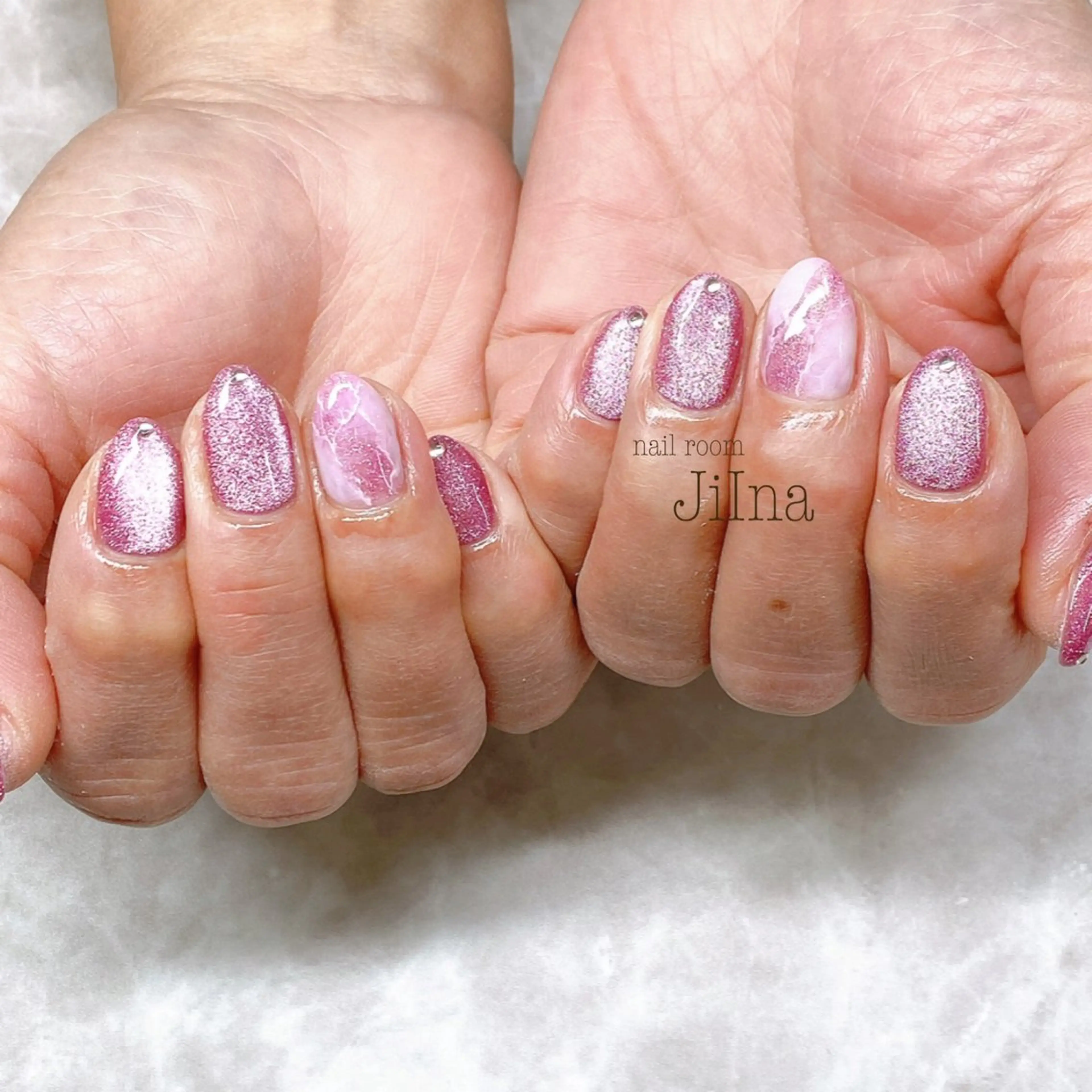 ネイル フラッシュネイル フラッシュマグ ニュアンスネイル JiIna nailのネイルデザイン
