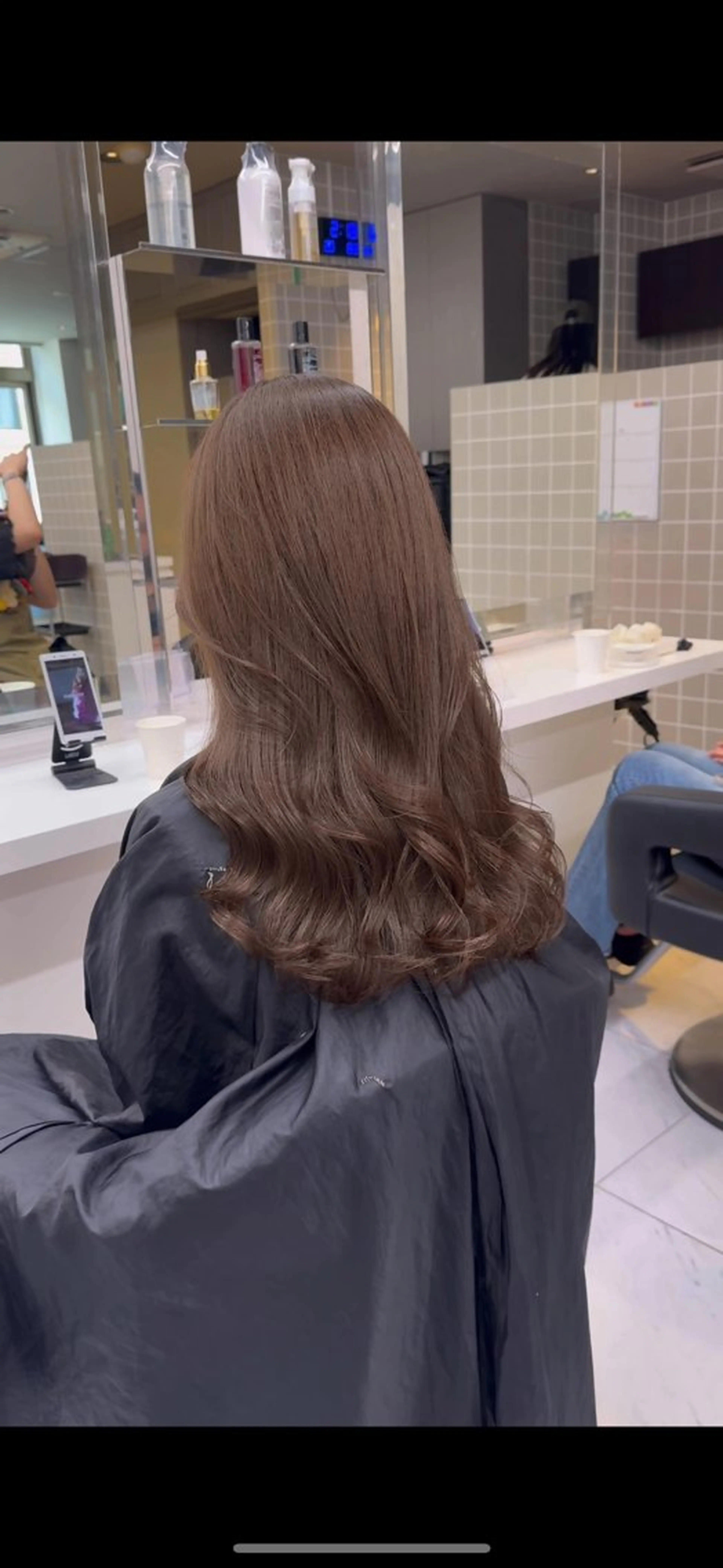 ミディアム カラー ヘアアレンジ ベージュカラー ヘアカラー トリートメント ヘッドスパ ヘアセット 艶カラー の達人のヘアスタイル