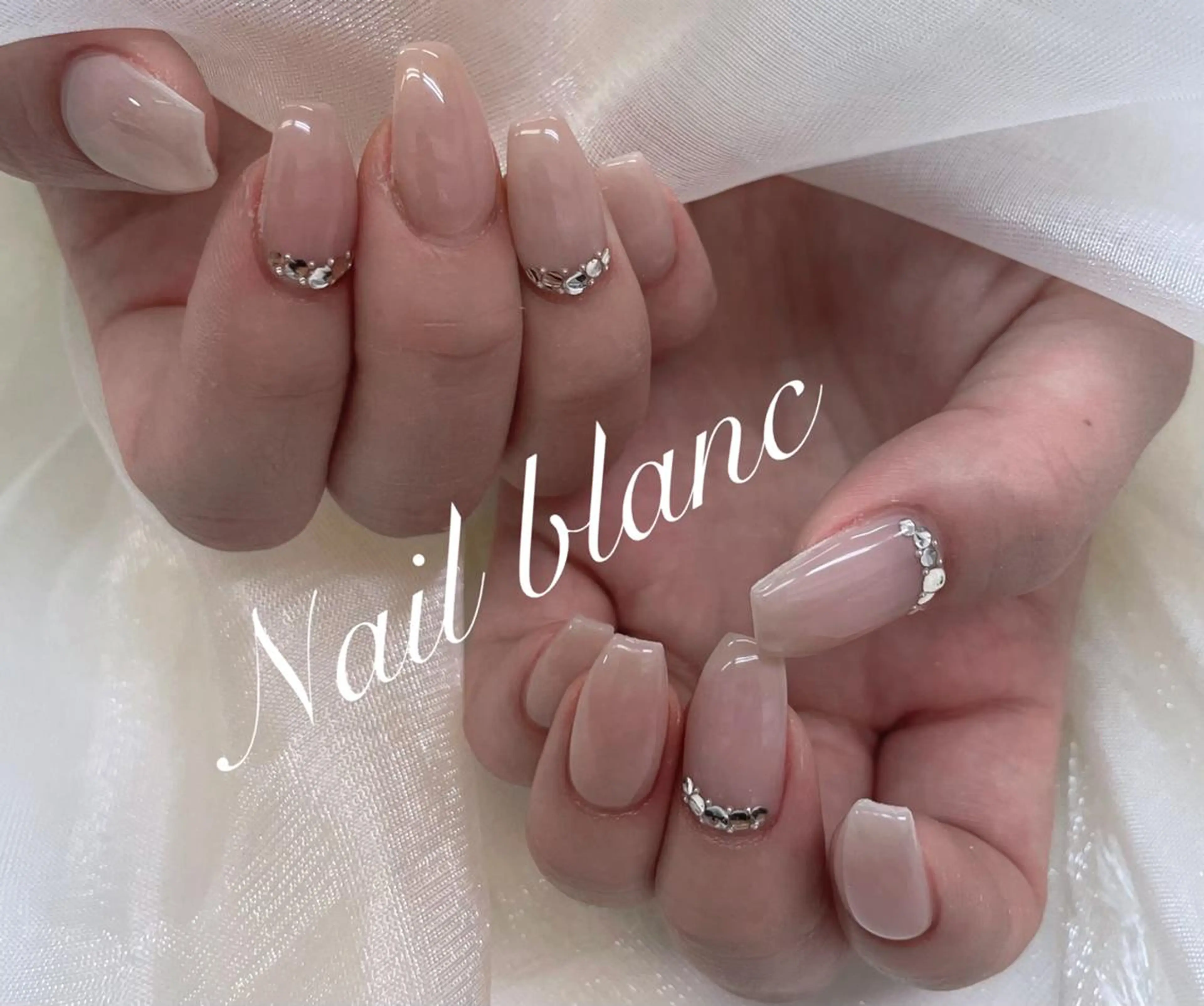 ネイル ハート 韓国ネイル マグネットネイル ワンホンネイル 🦋ネイルサロン ブラン🌈ゆりのネイルデザイン