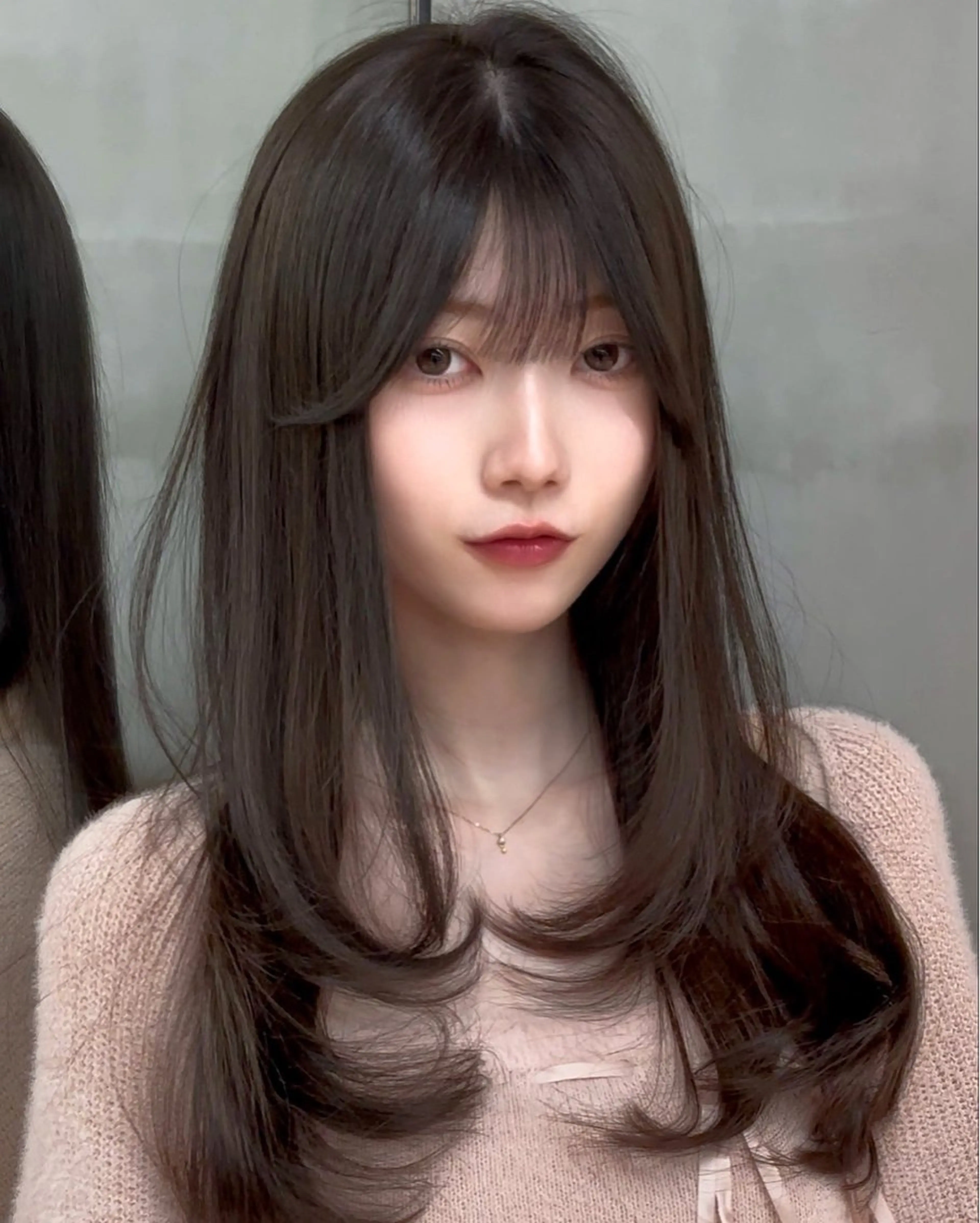 ミディアム カラー ミディアムレイヤー 透明感カラー ボブ 顔まわりレイヤー 韓国風ヘア 【美髪矯正】 吉村　清志のヘアスタイル