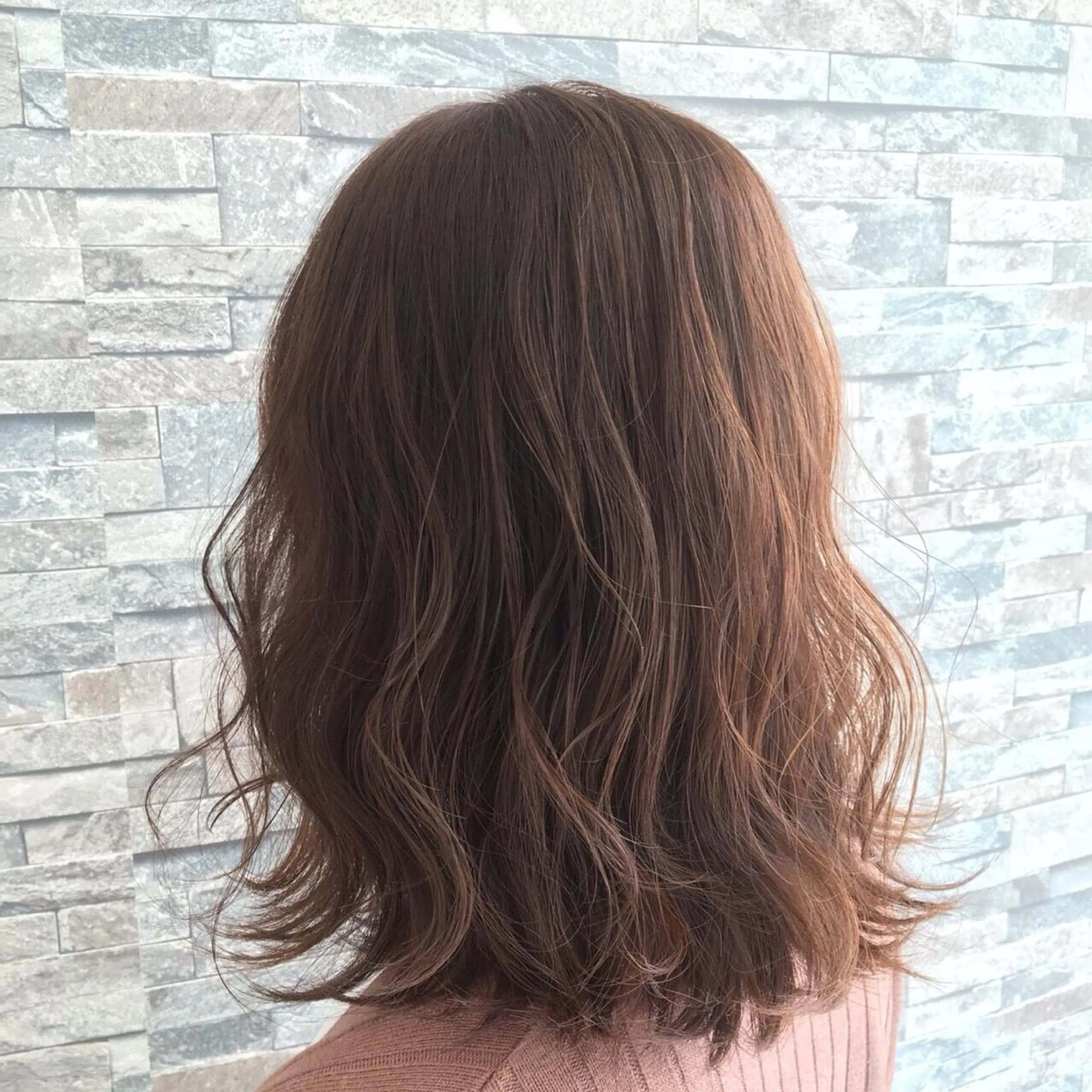 ミディアム カラー ベージュカラー ピンクカラー ピンクベージュ 宍戸 海斗のヘアスタイル